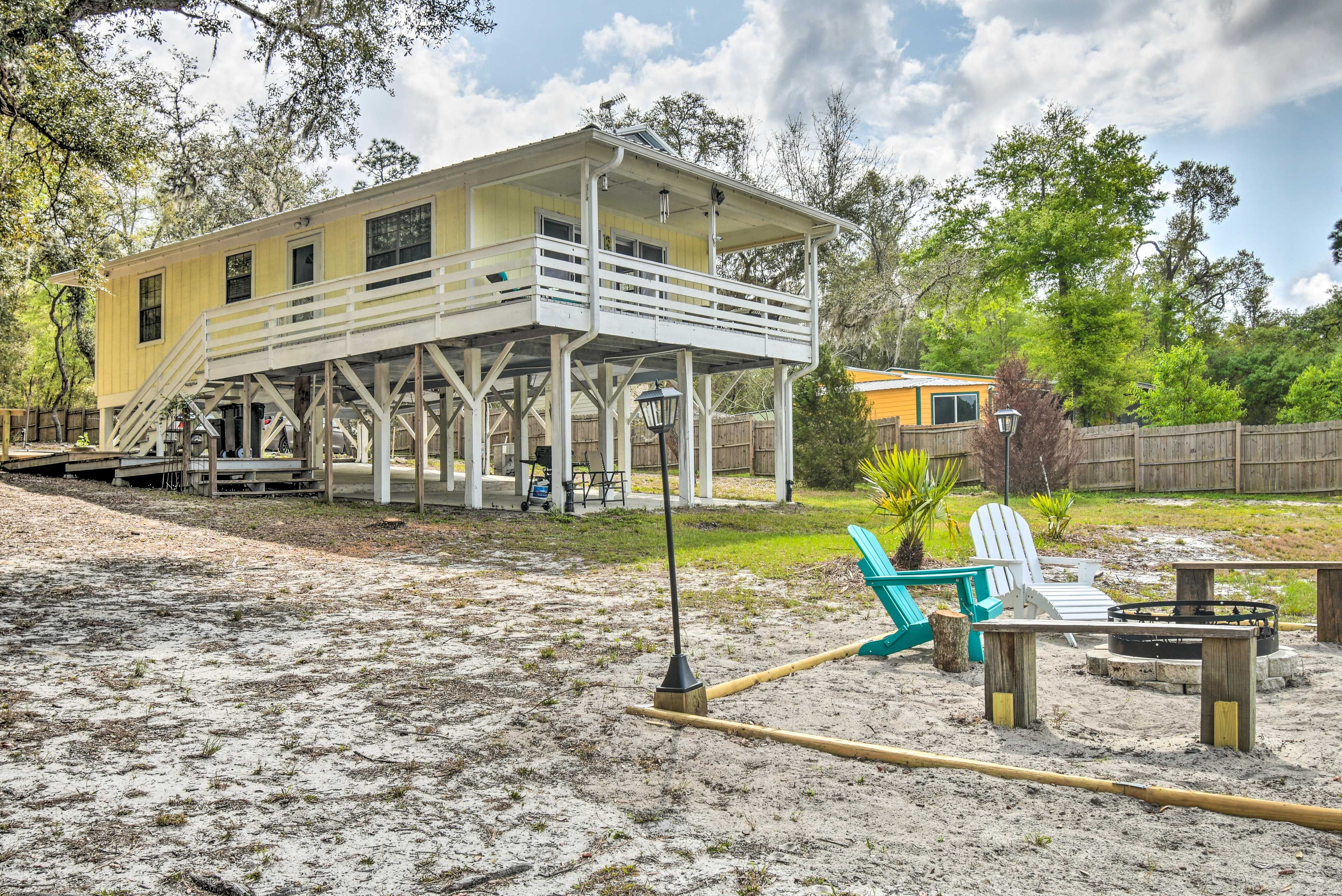 Hawthorne Vacation Rental | 2BR | 1BA | Stairs to Enter | 864 Sq Ft