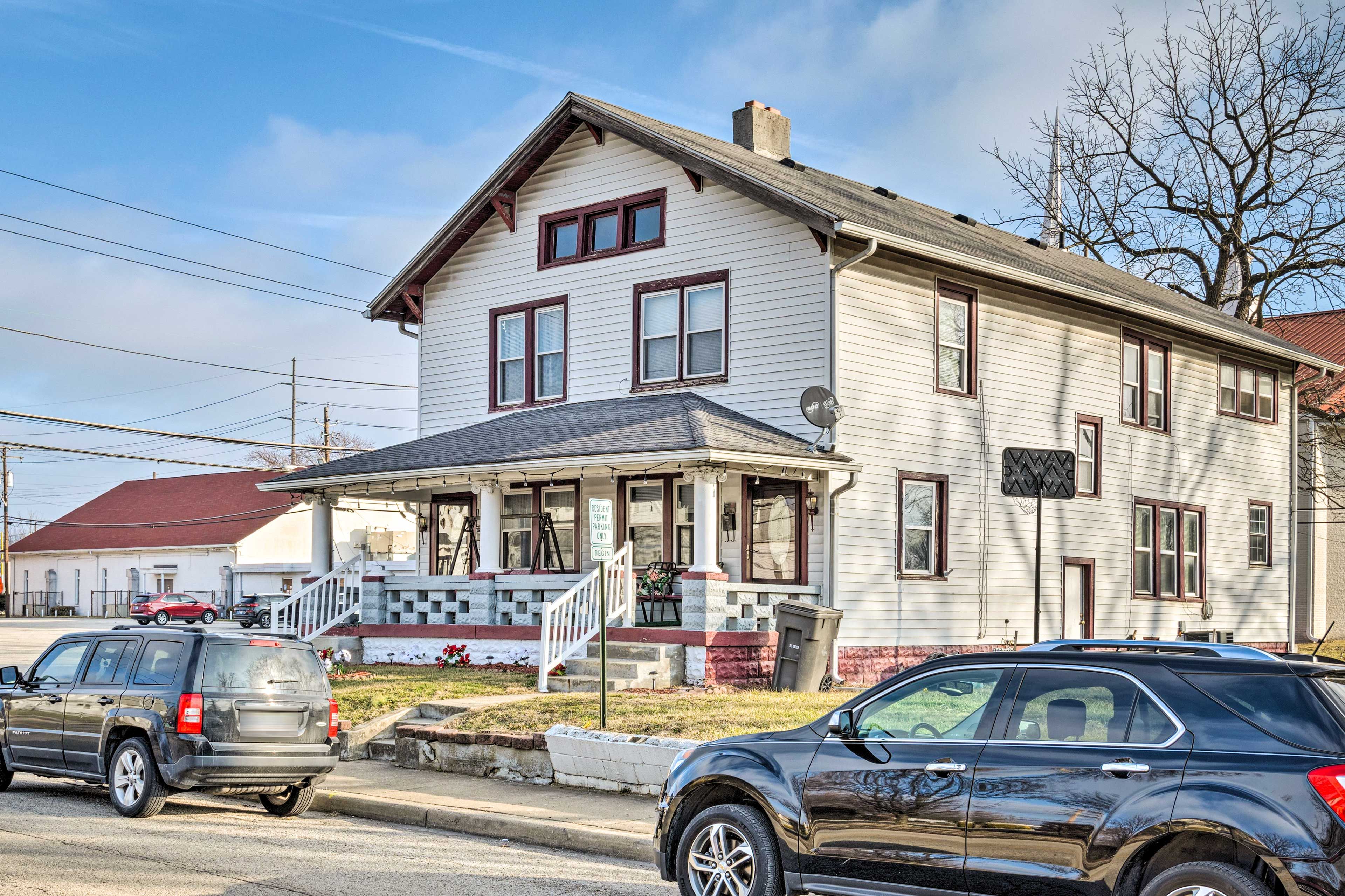 Free Street Parking | 6 Vehicles (First-Come, First-Served)
