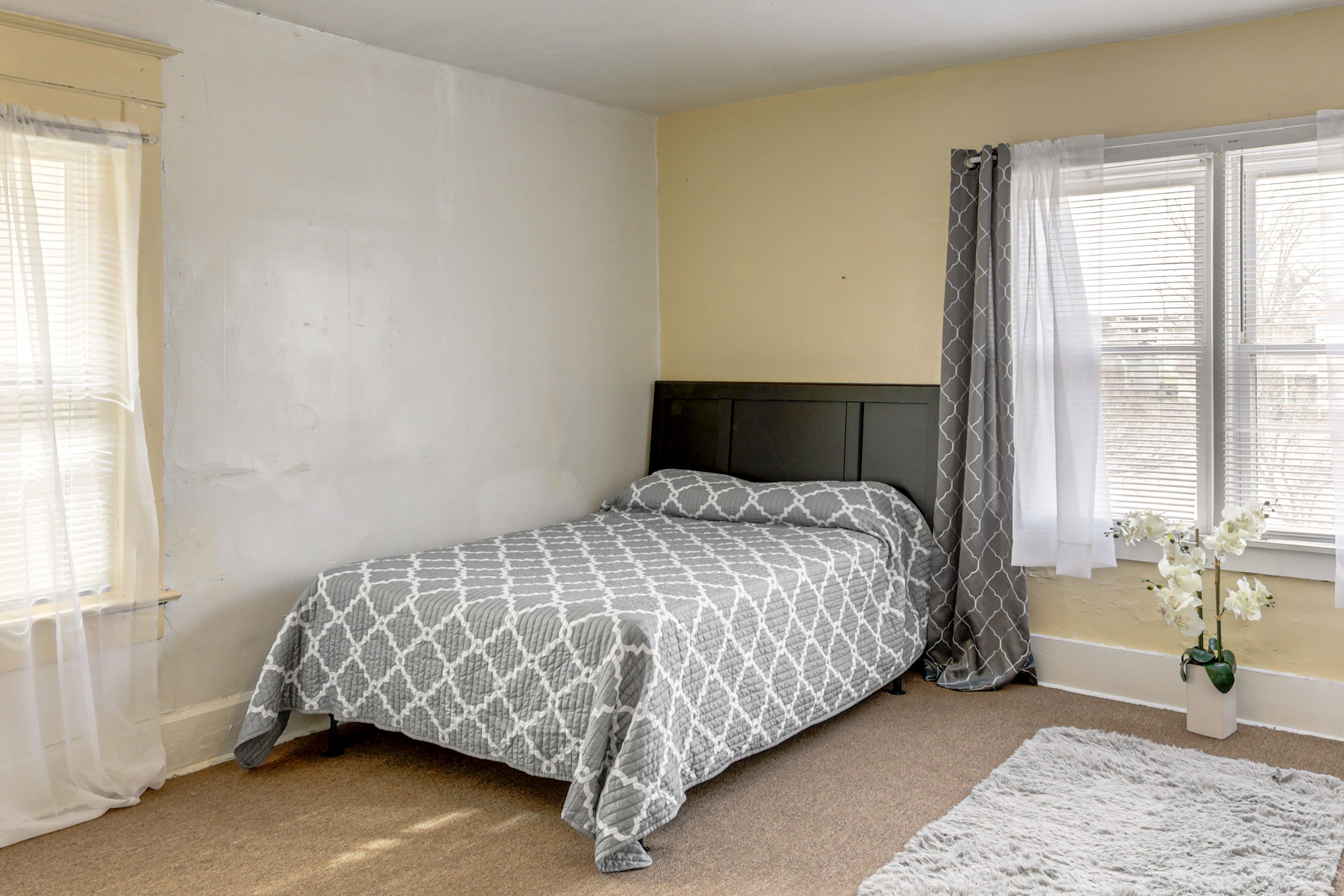 Bedroom 1 | Full Bed | 2nd Floor