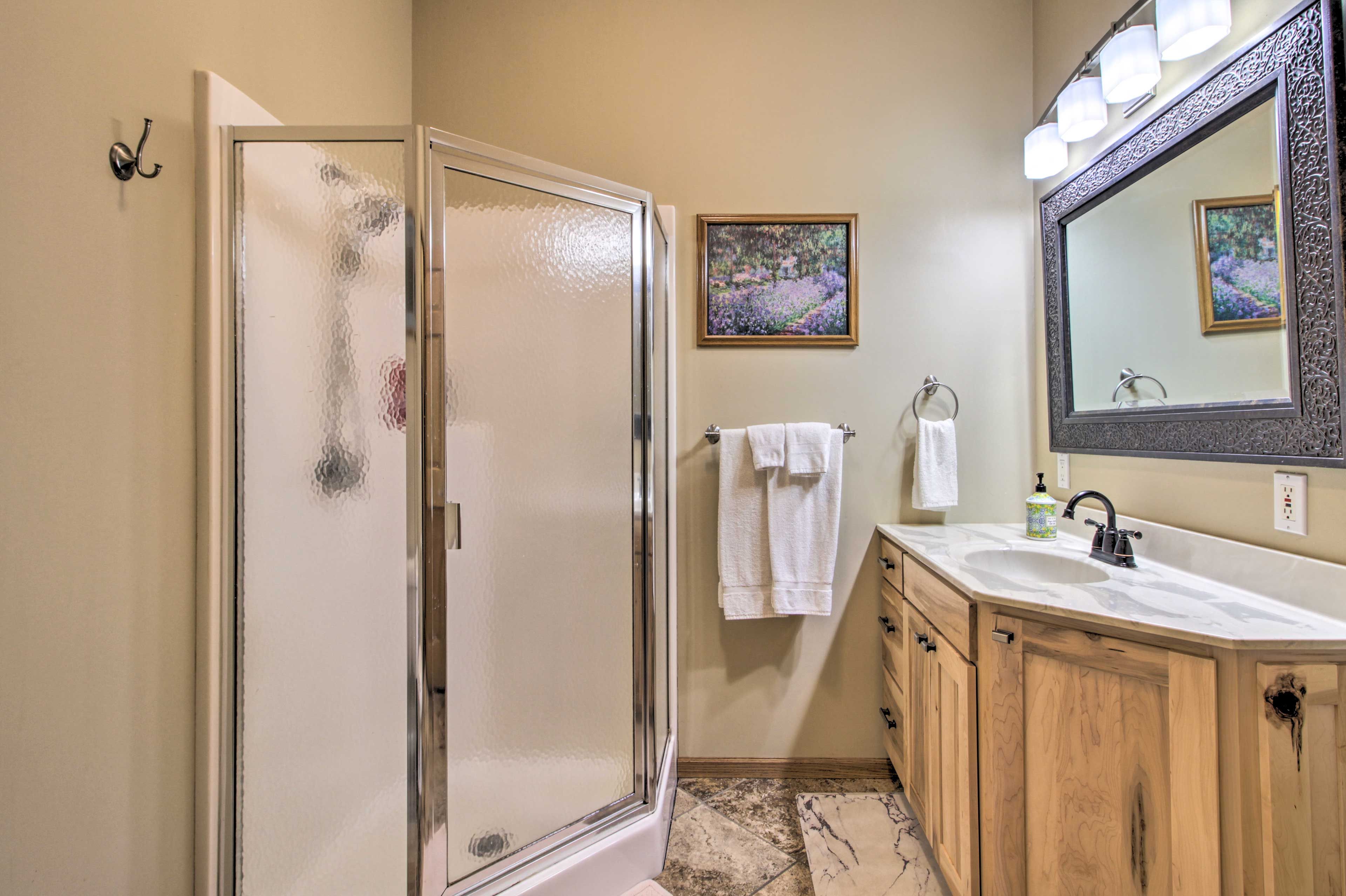 Bathroom | Towels Provided