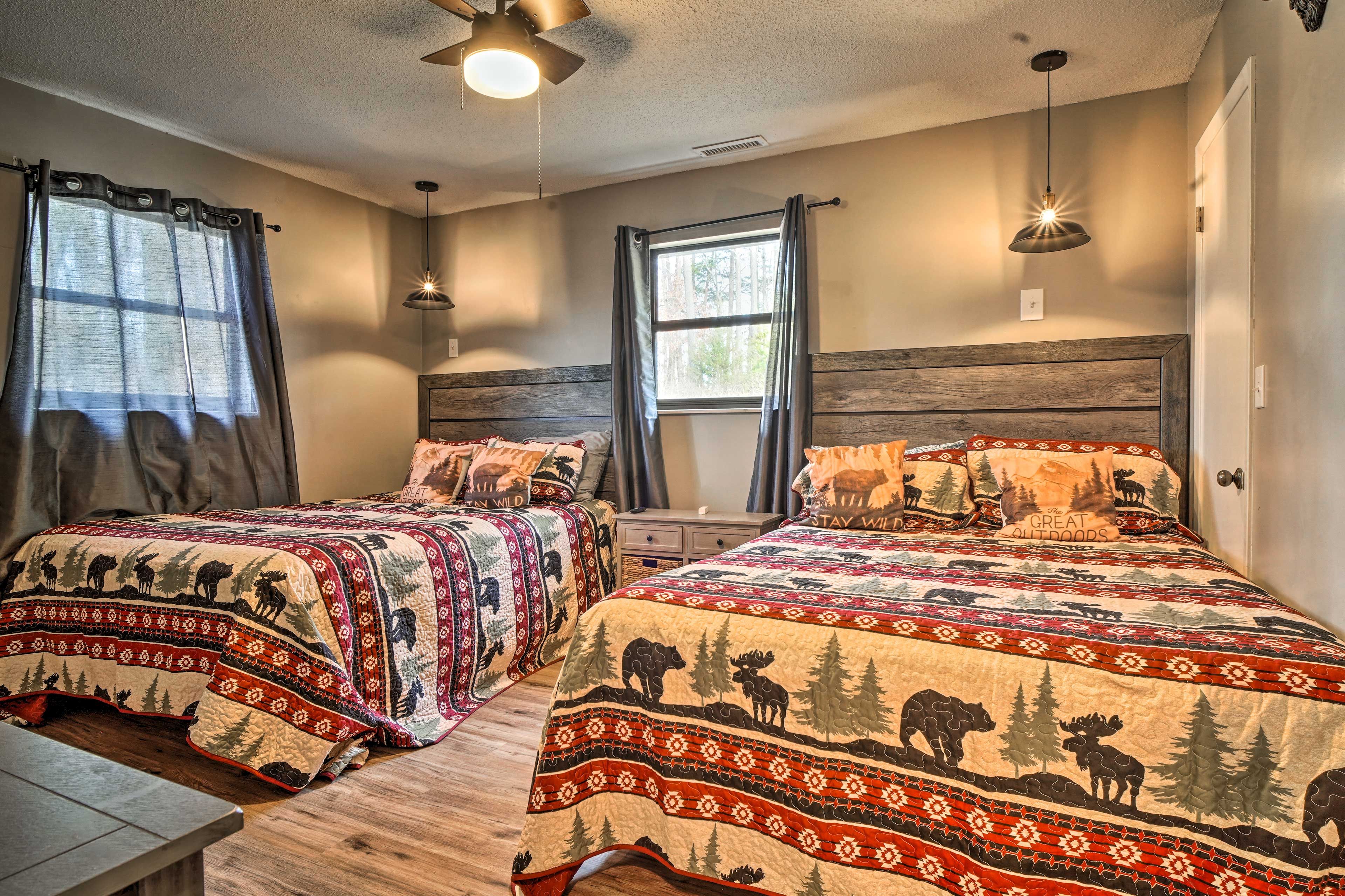 Bedroom 2 | 2 Queen Beds