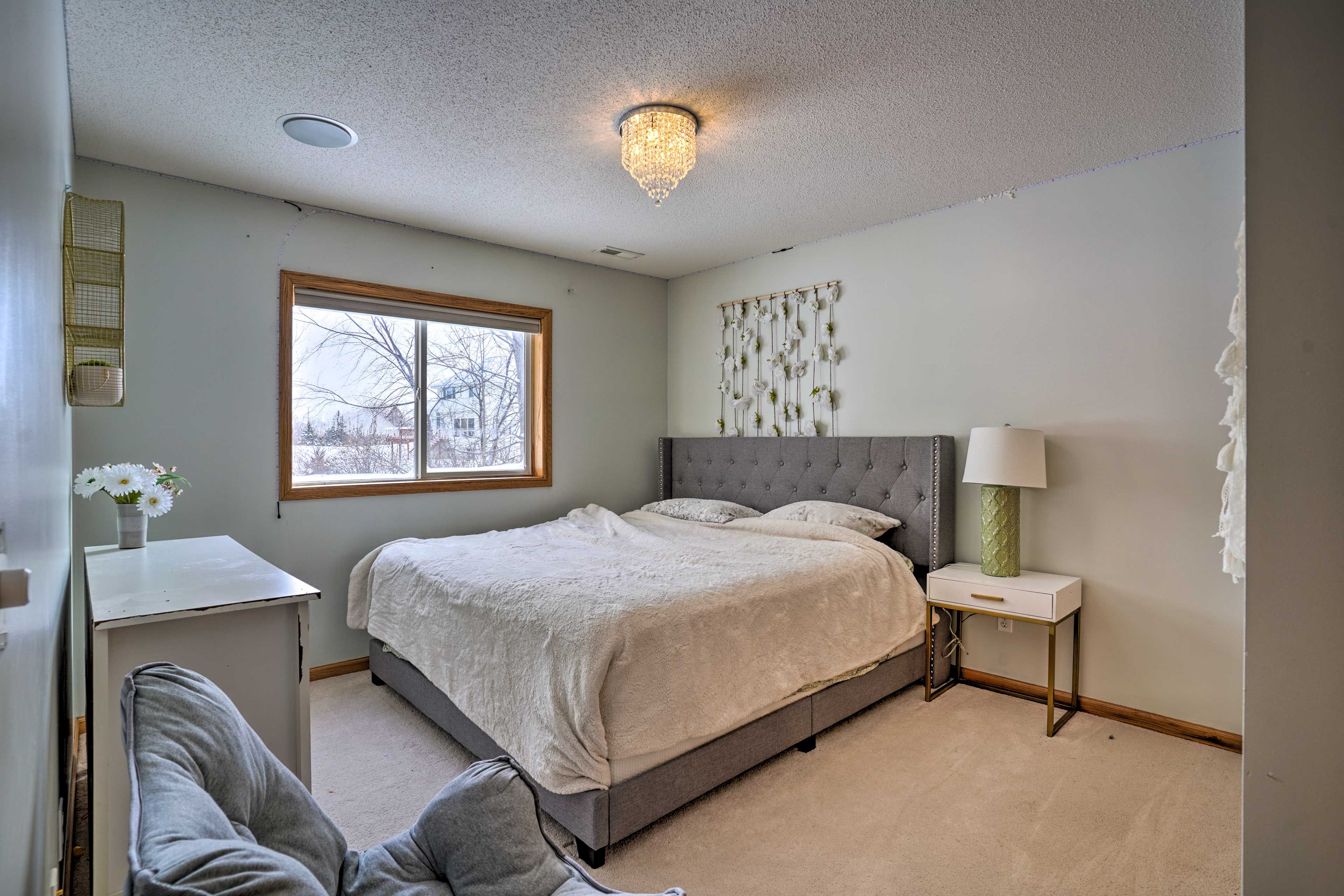 Bedroom 5 | King Bed