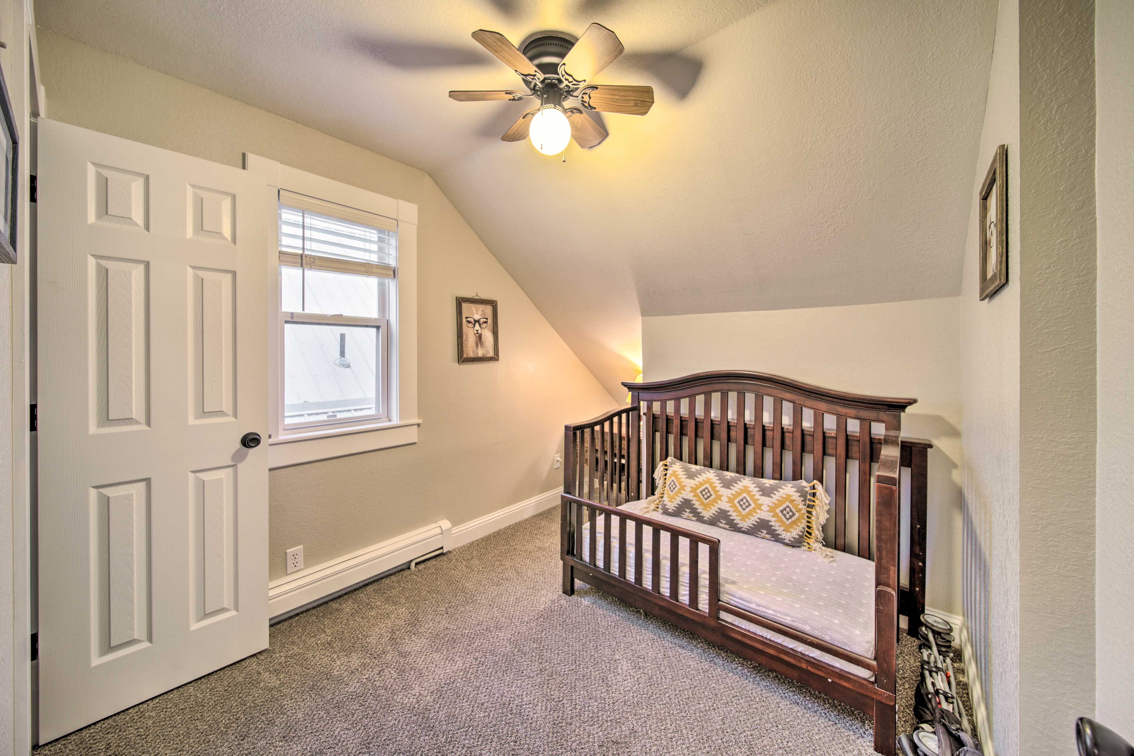 Bonus Room | 2nd Floor | Toddler Bed/Crib | Pack 'n Play