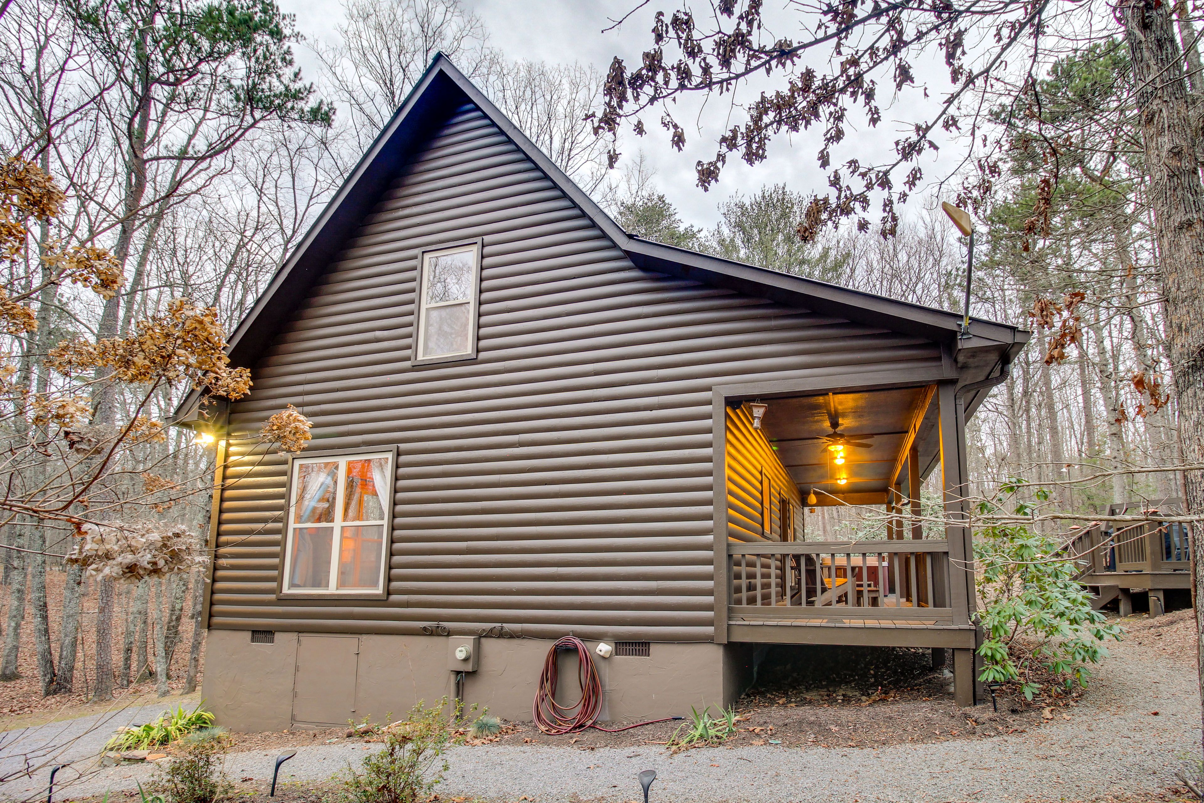 Parking | Driveway (3 Vehicles)
