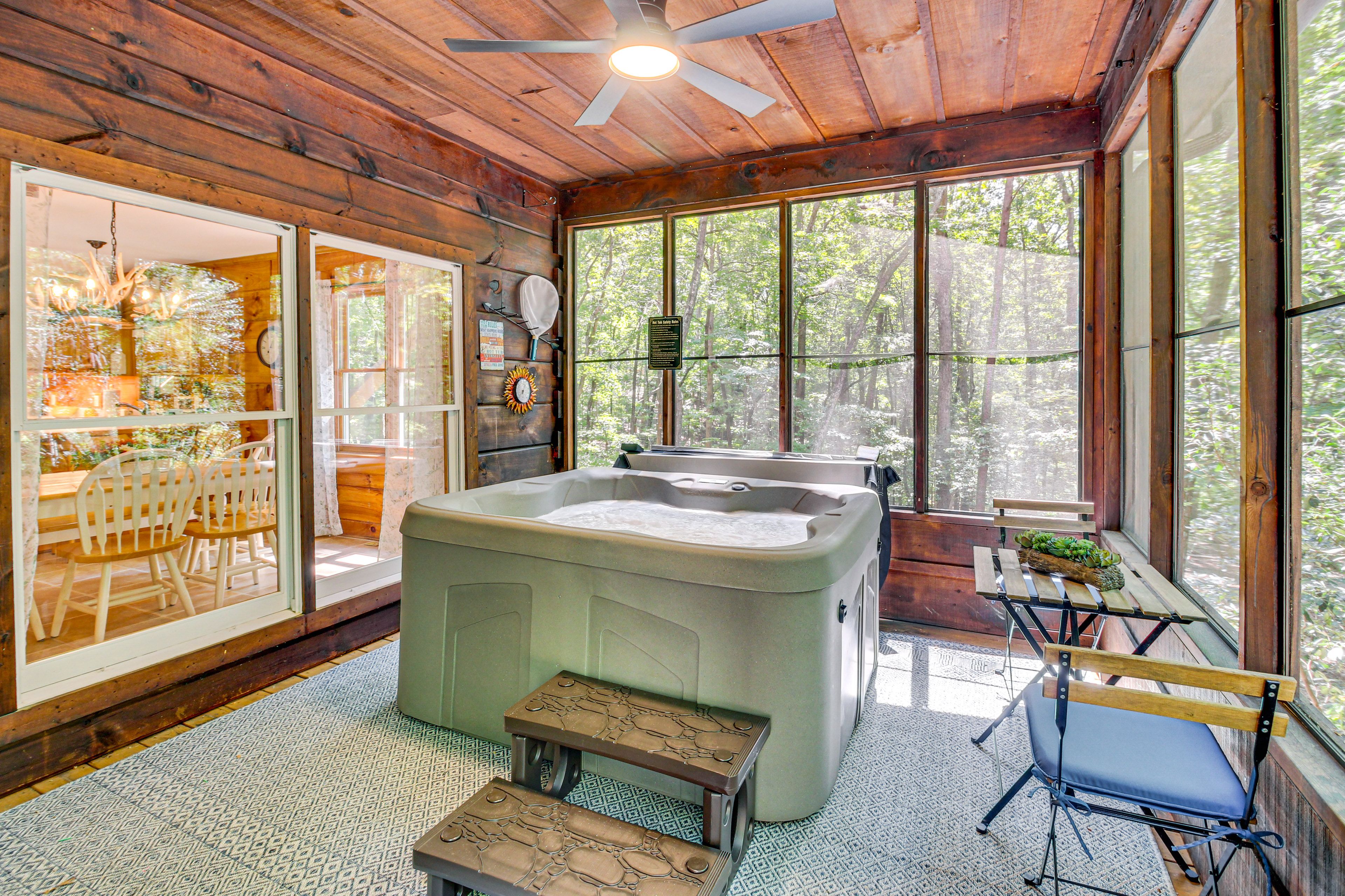 Screened Porch | Hot Tub