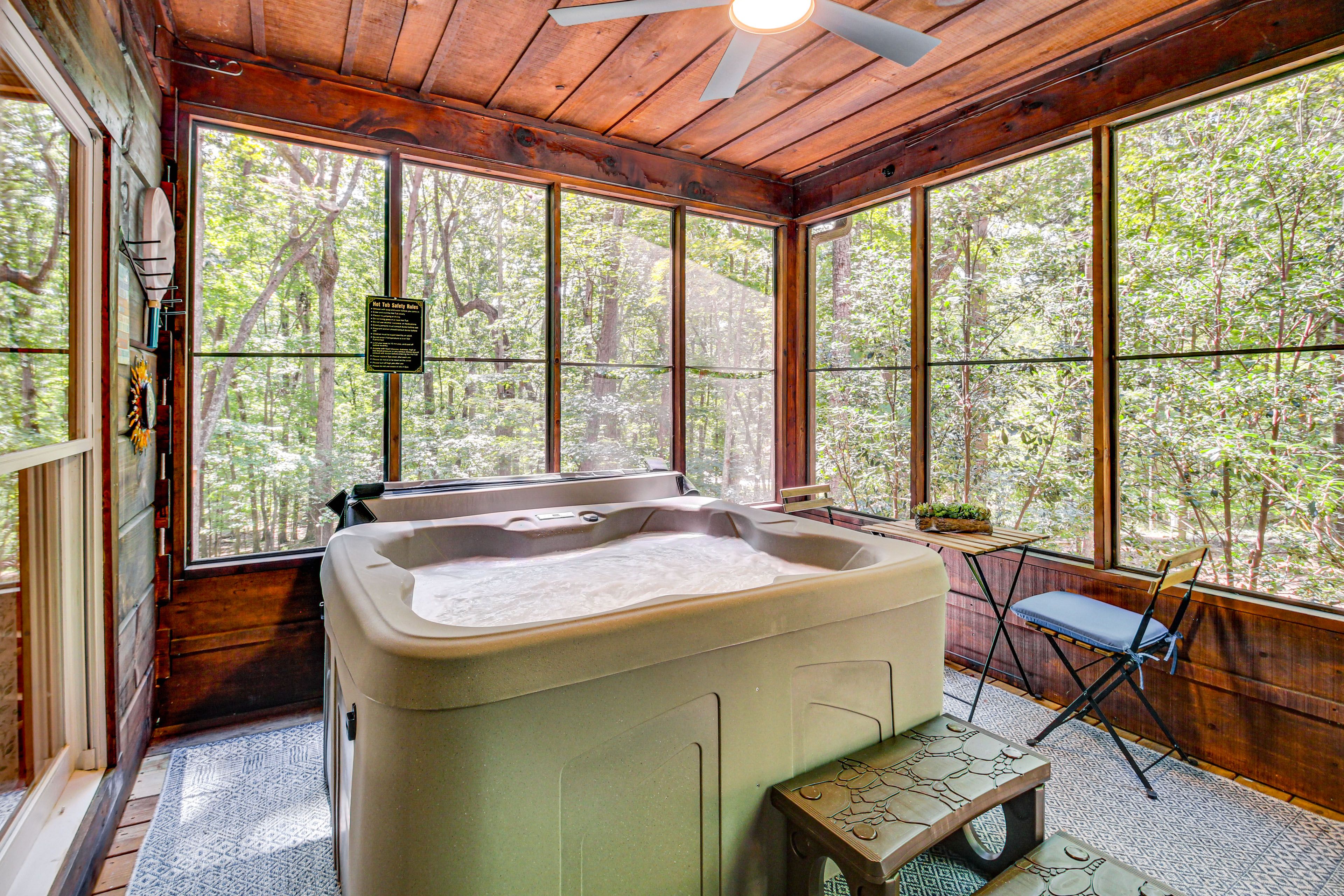 Screened Porch | Private Hot Tub