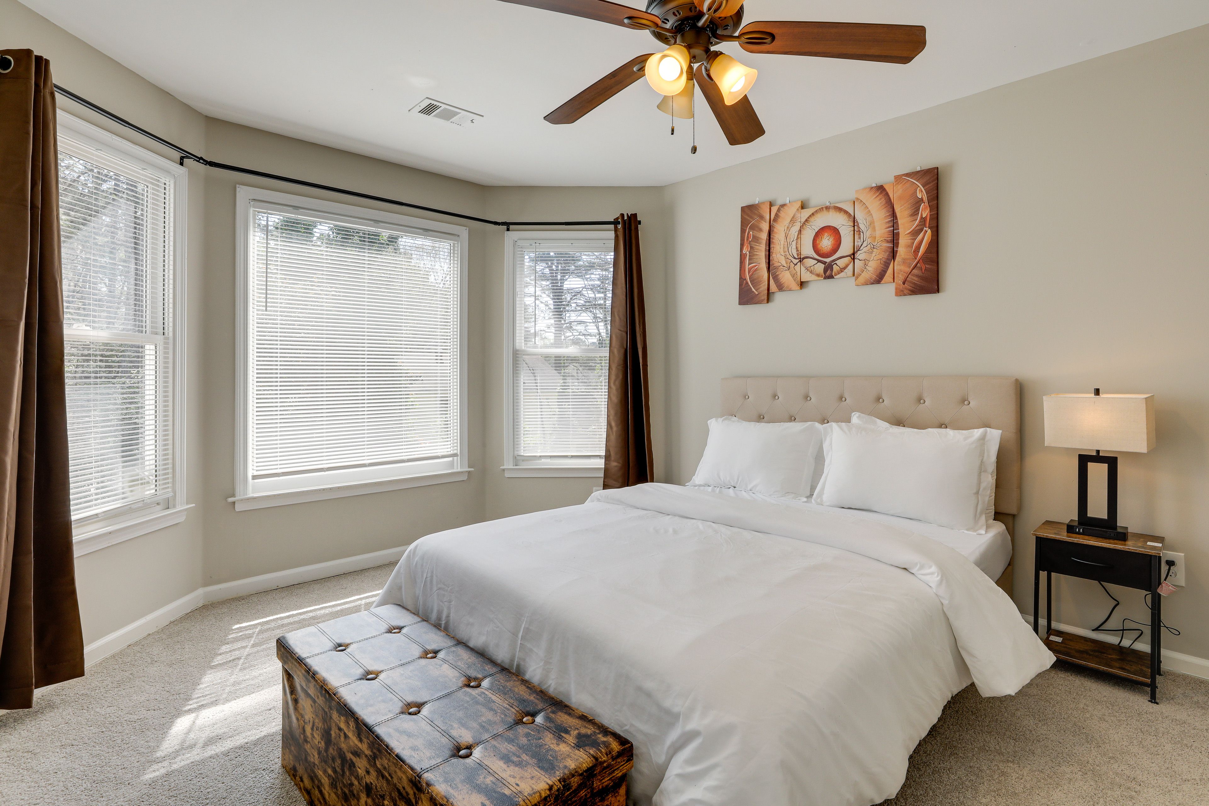 Bedroom 4 | Queen Bed