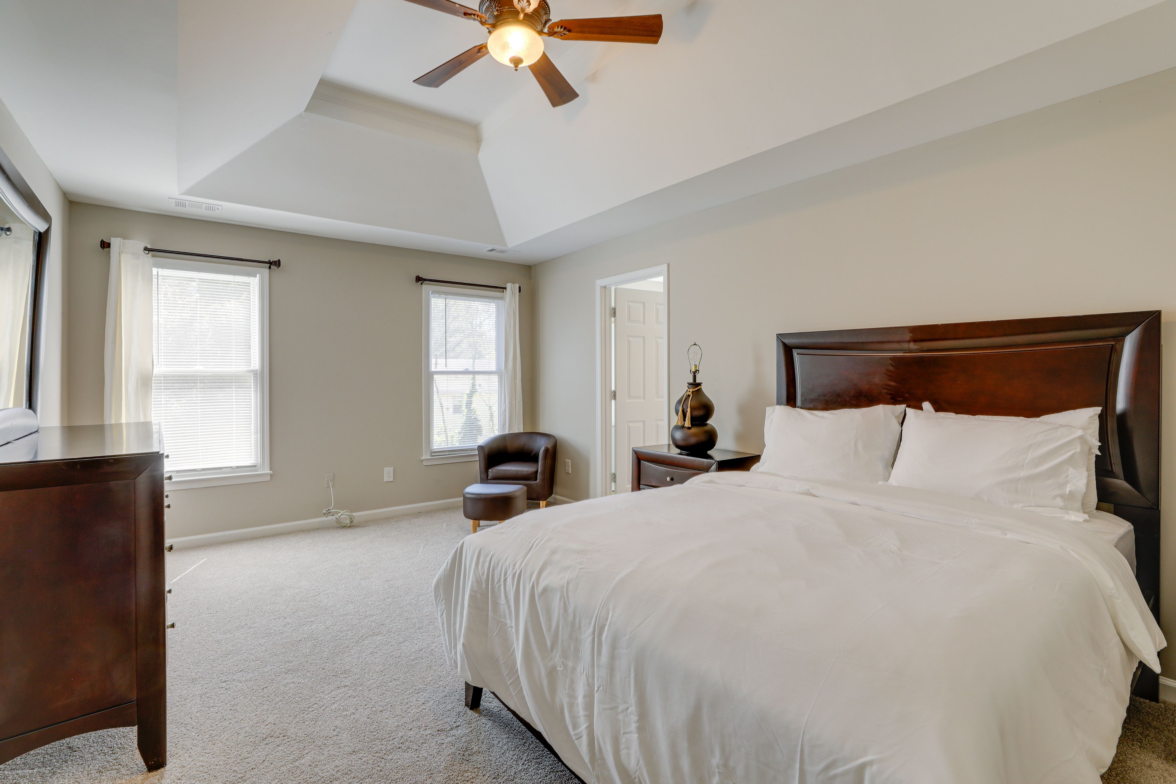 Bedroom 1 | King Bed | En-Suite Bathroom