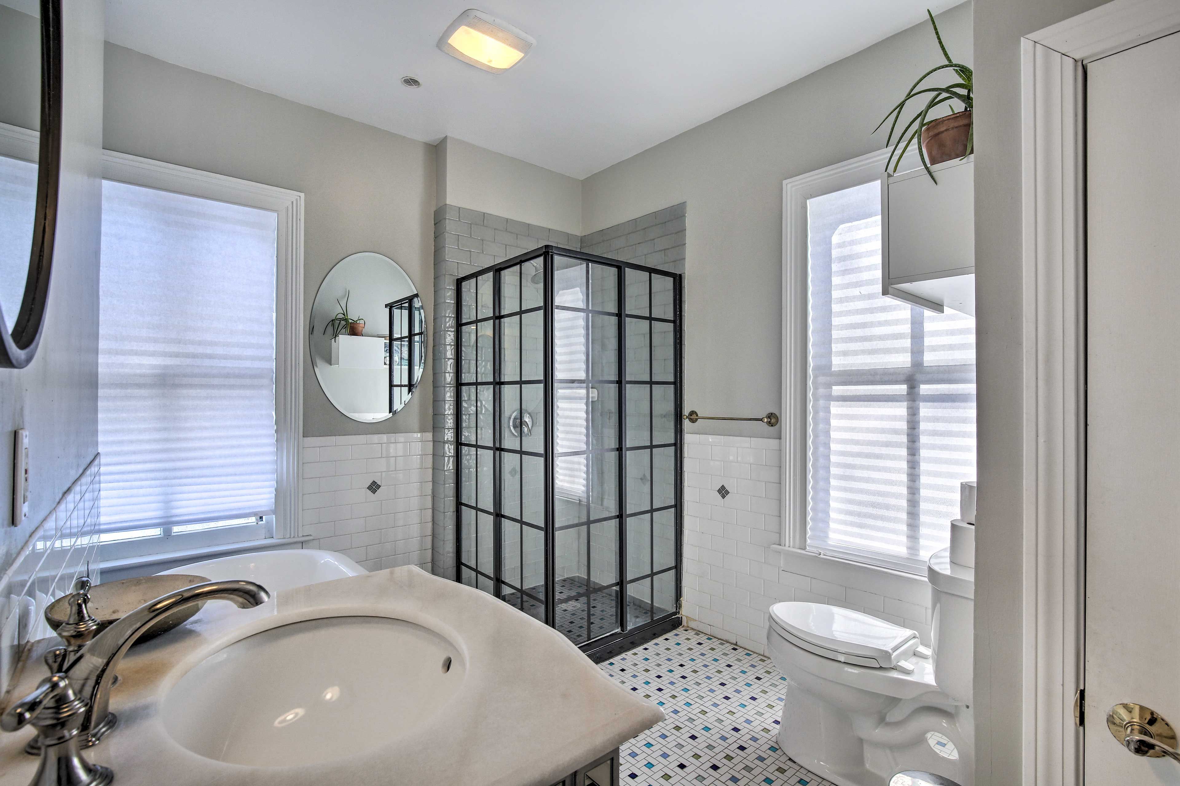 Bathroom | 2nd Floor