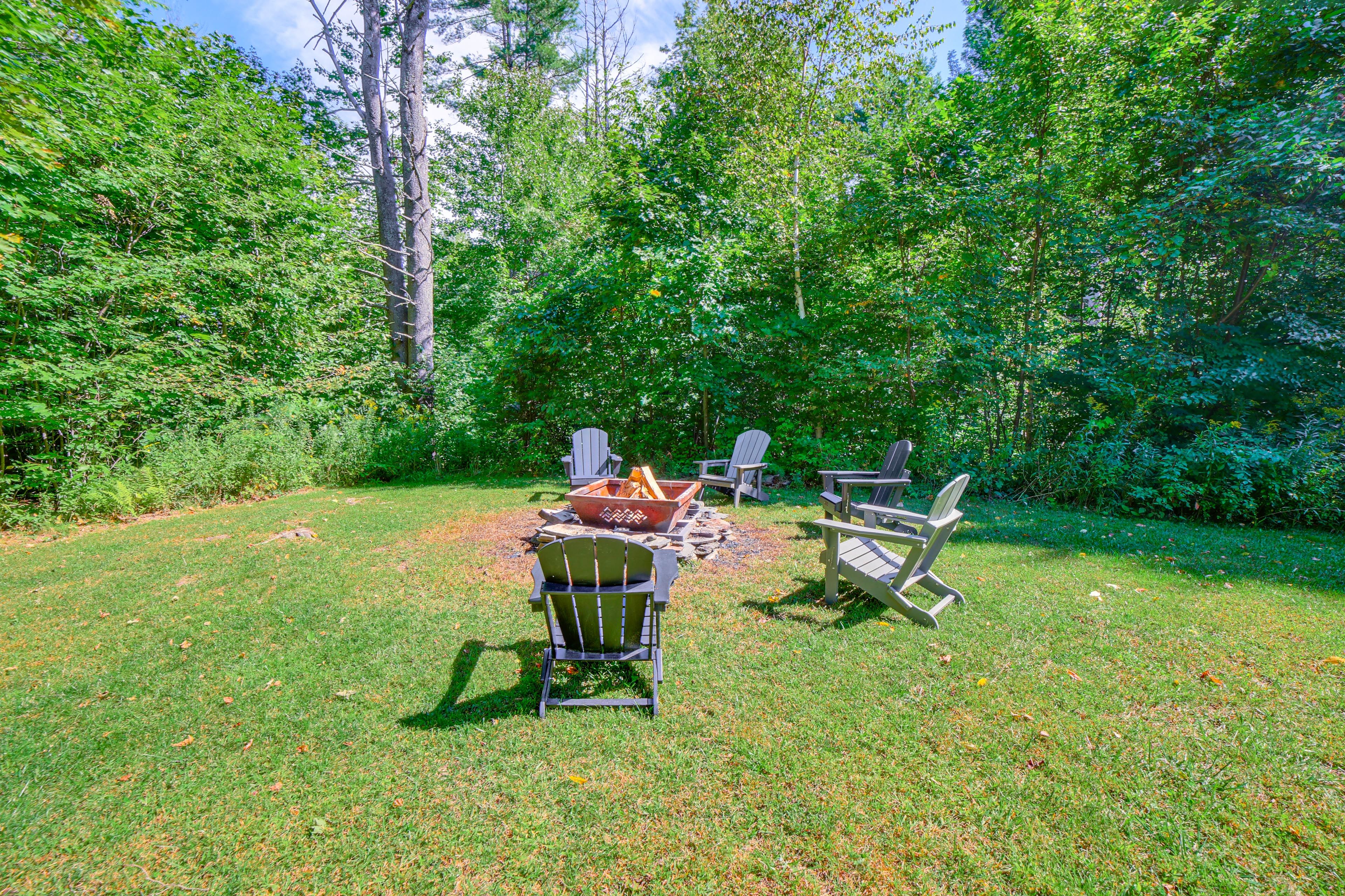 Yard | Fire Pit