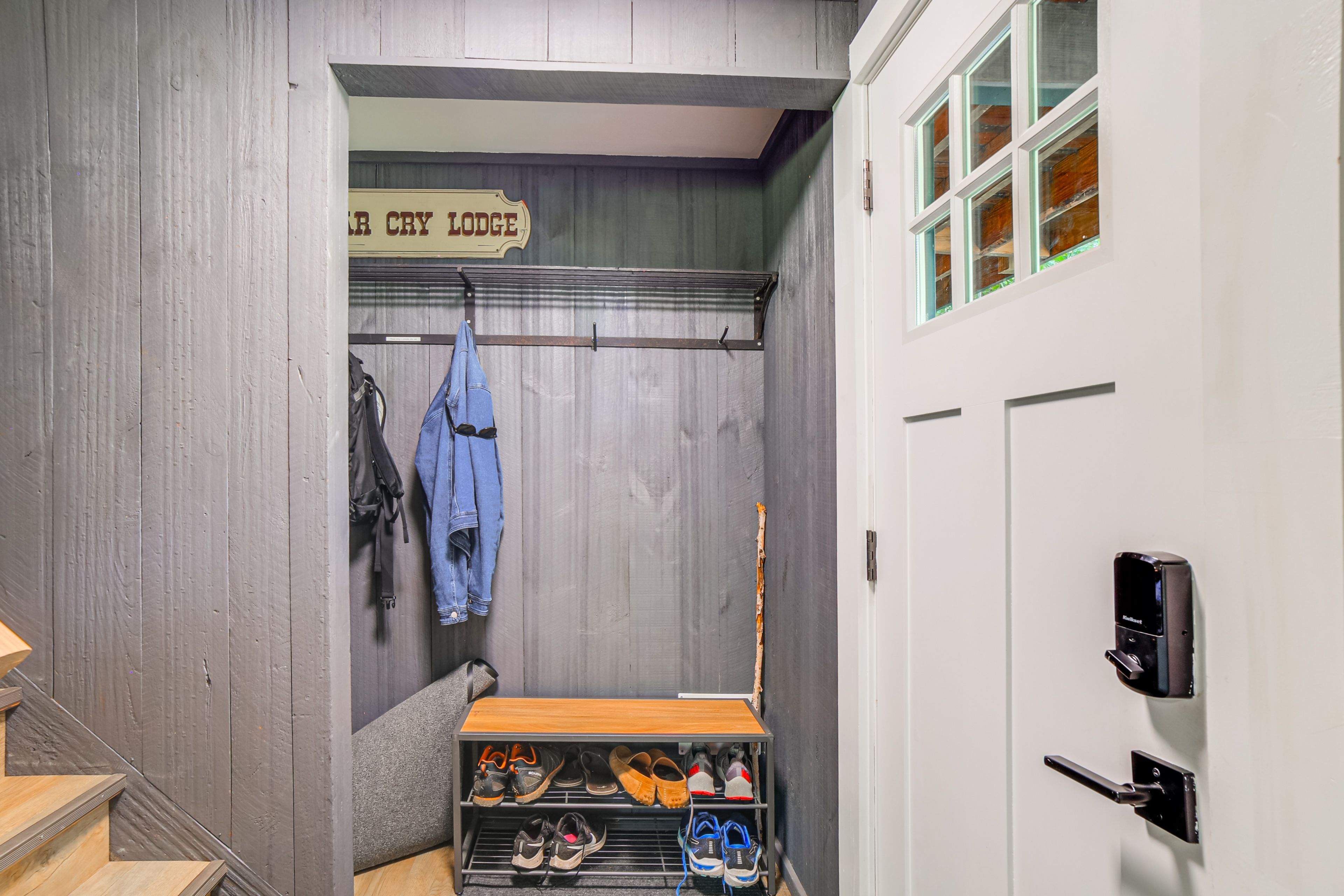 Ski/Snowboard Storage