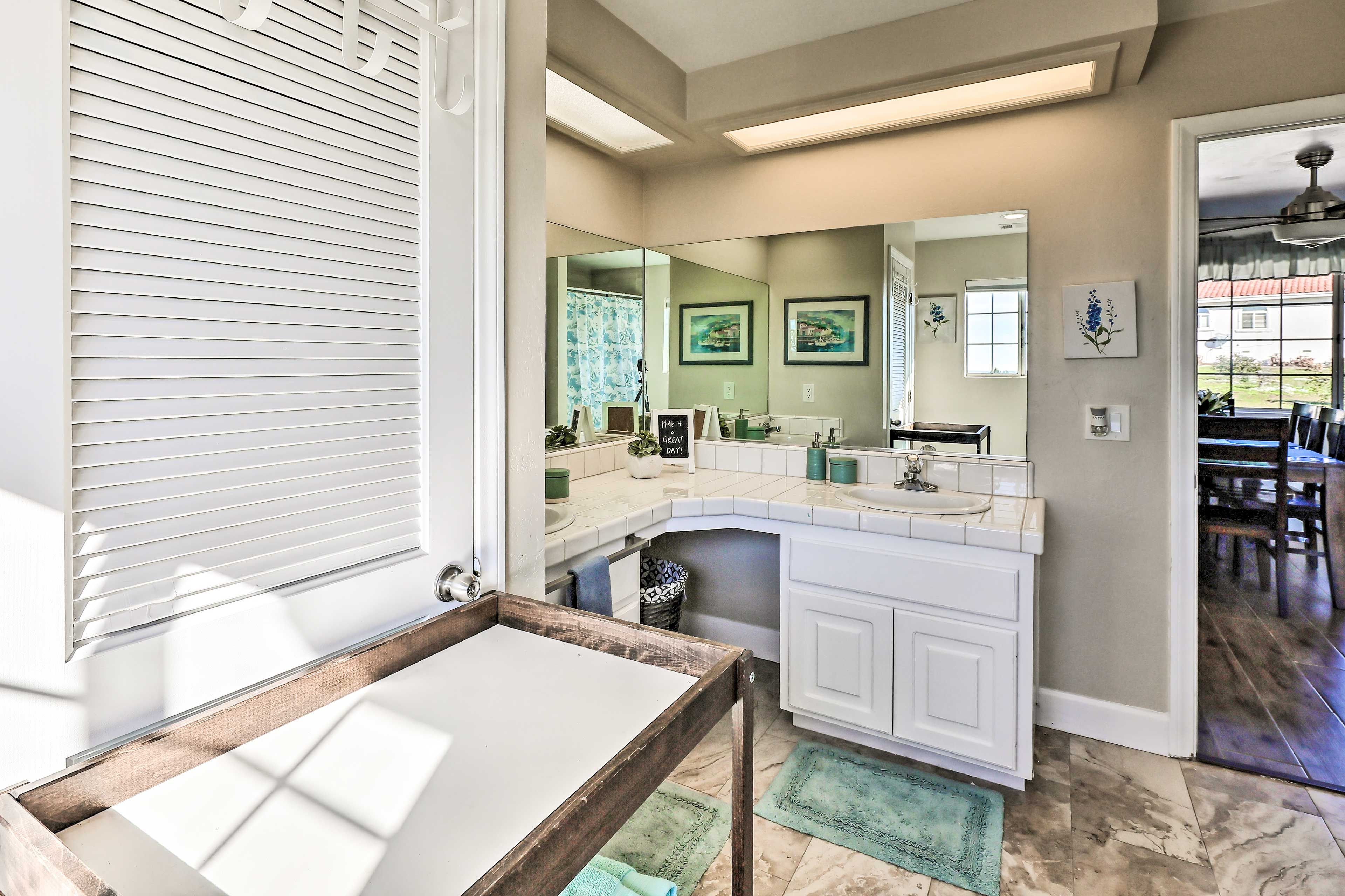 Full Bathroom | Changing Table | Washer/Dryer