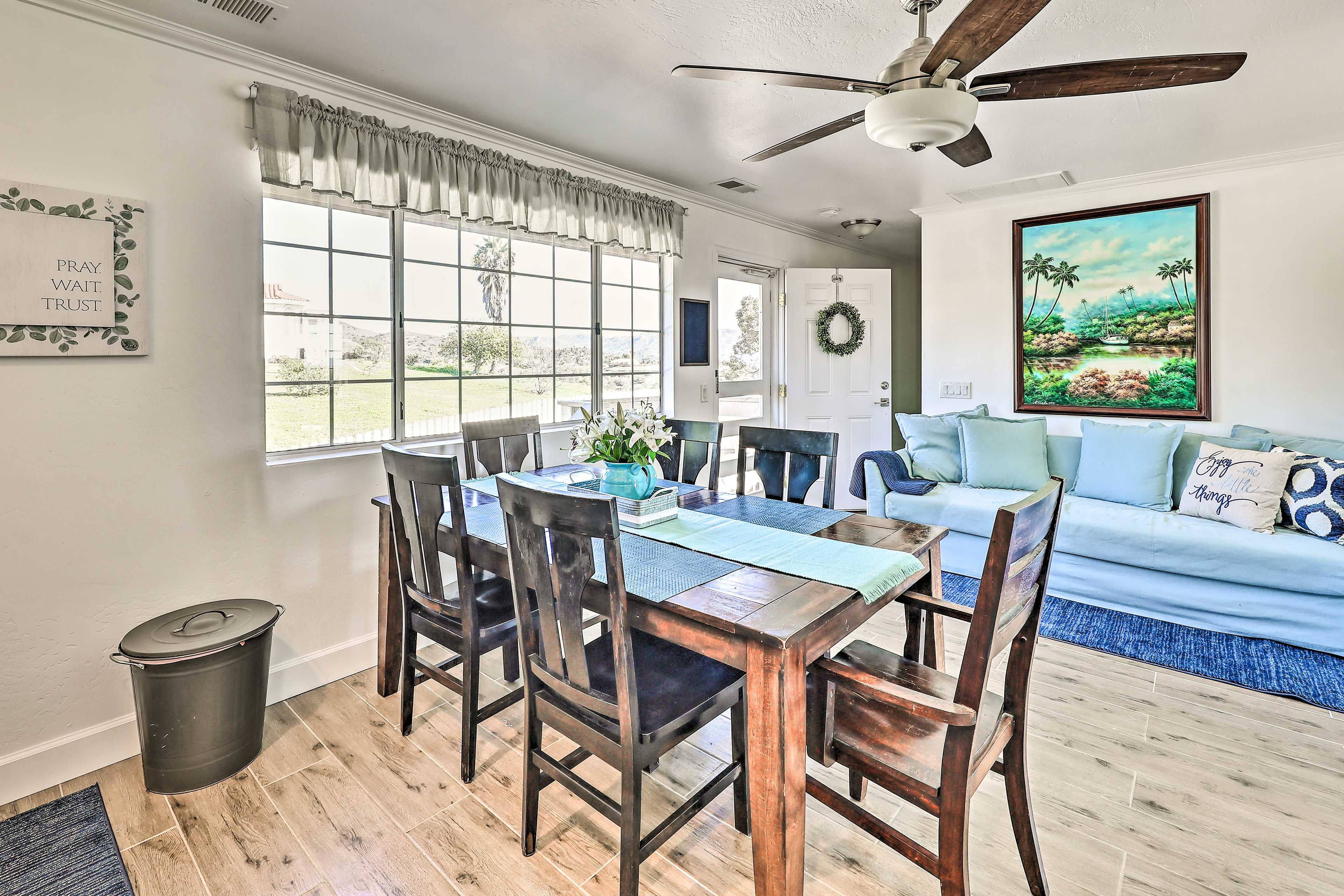 Dining Area | Living Room