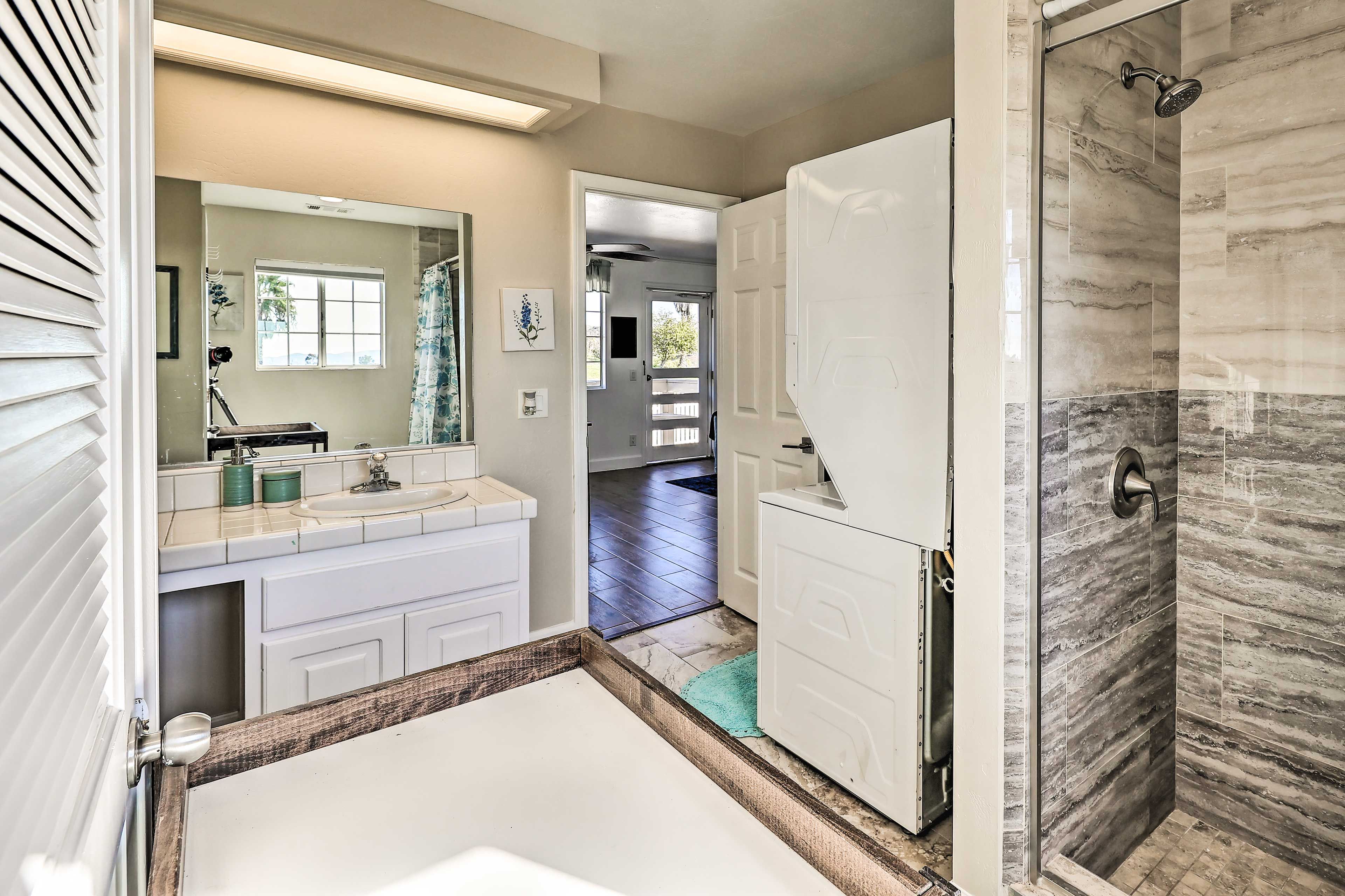 Full Bathroom | Changing Table | Washer/Dryer