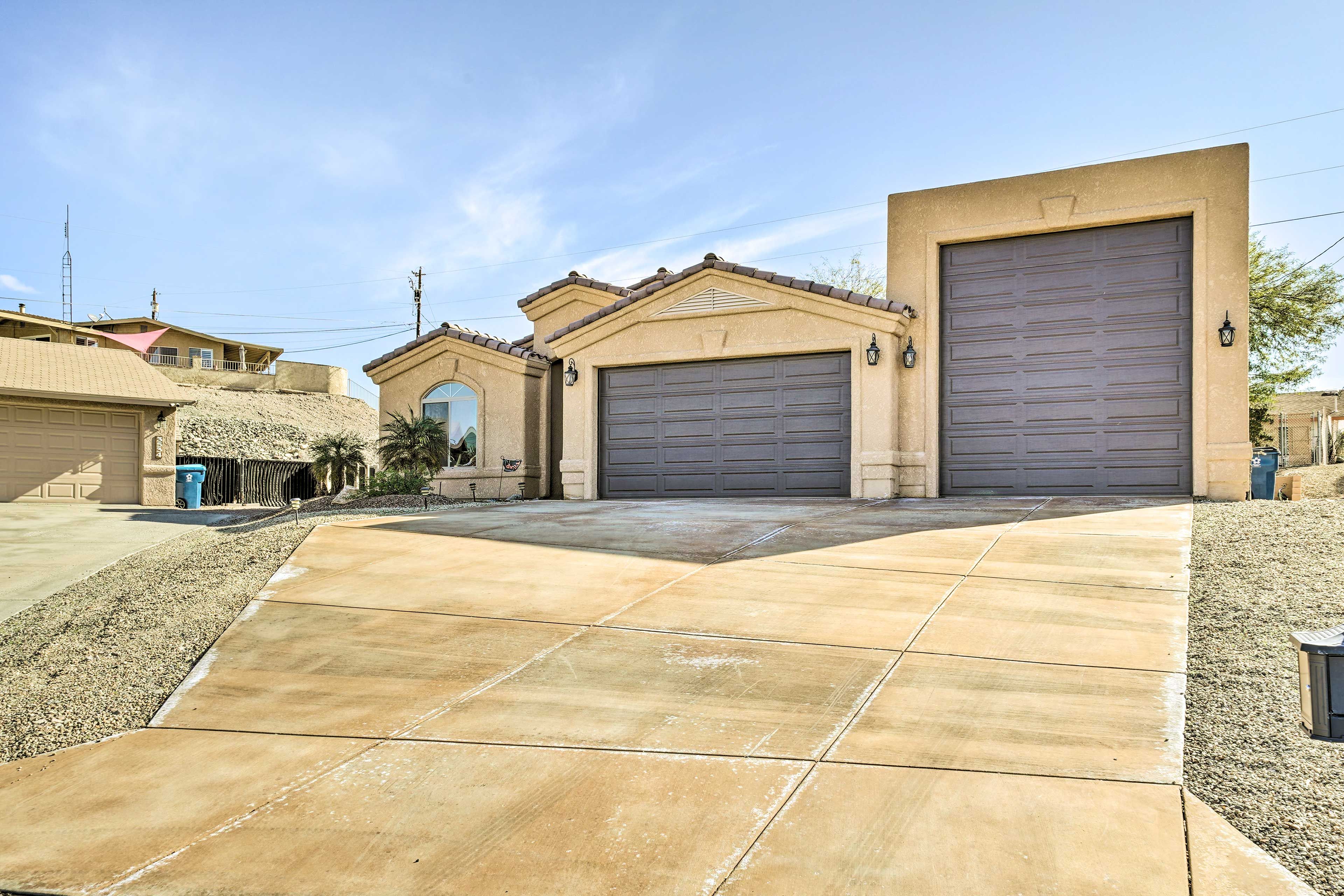 Lake Havasu City Vacation Rental | 3BR | 2BA | Step-Free Access | 1,486 Sq Ft