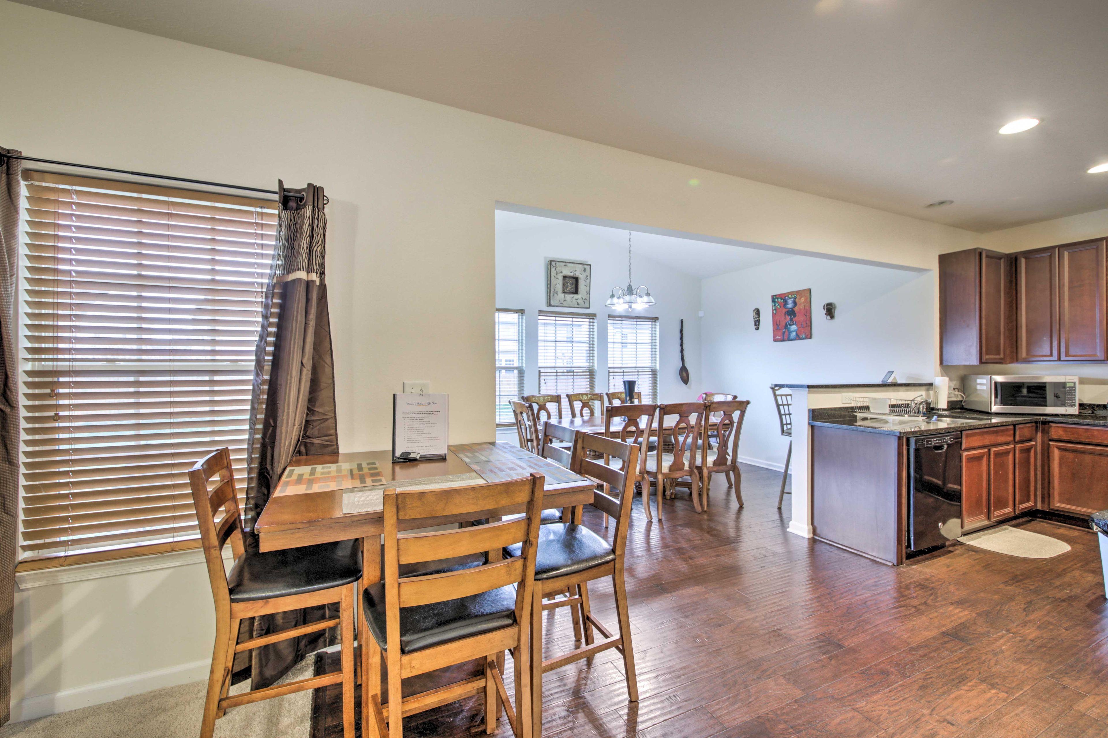 Dining Area | Dishware & Flatware Provided | High Chair
