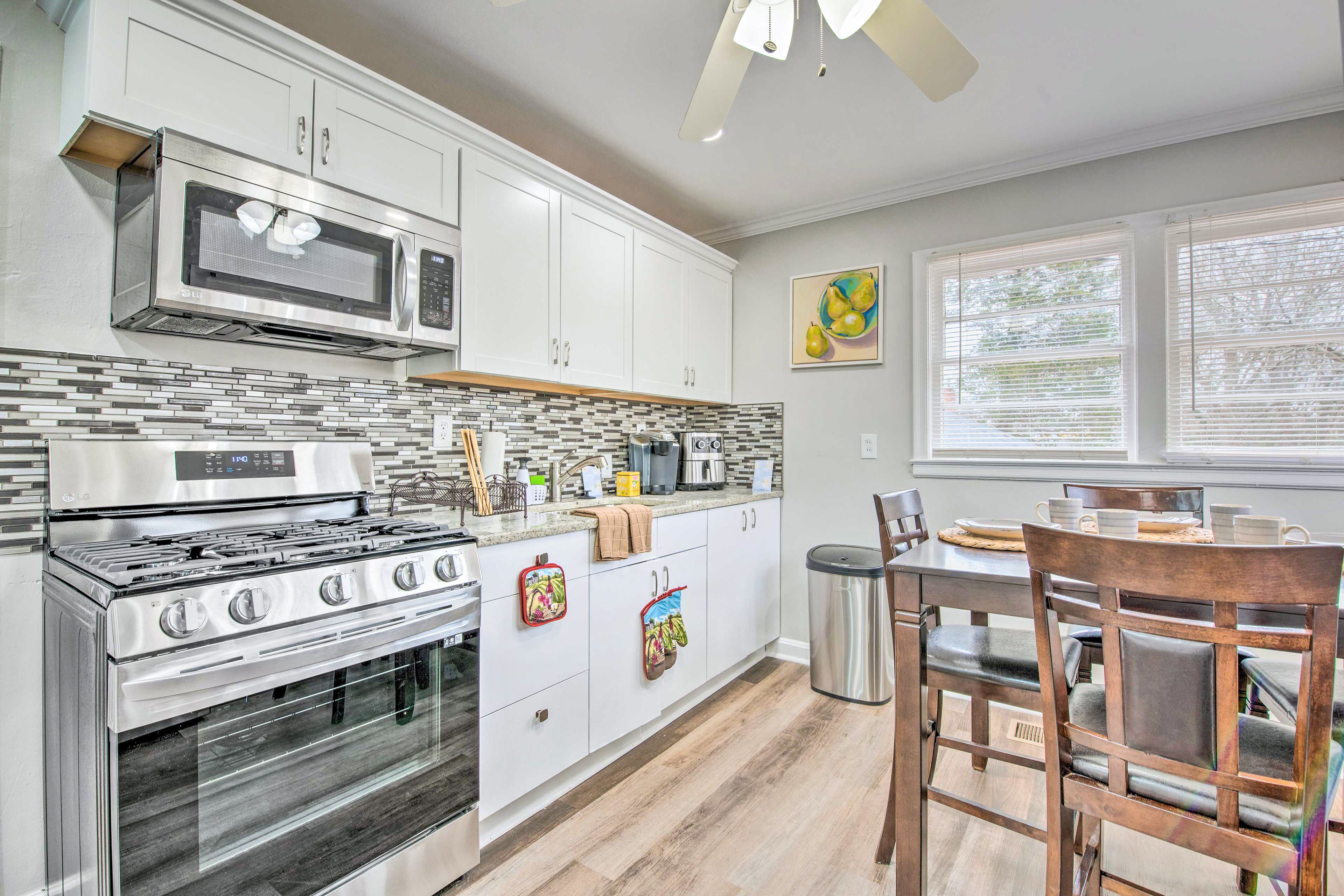 Kitchen | Coffee Maker | Air Fryer | Spices
