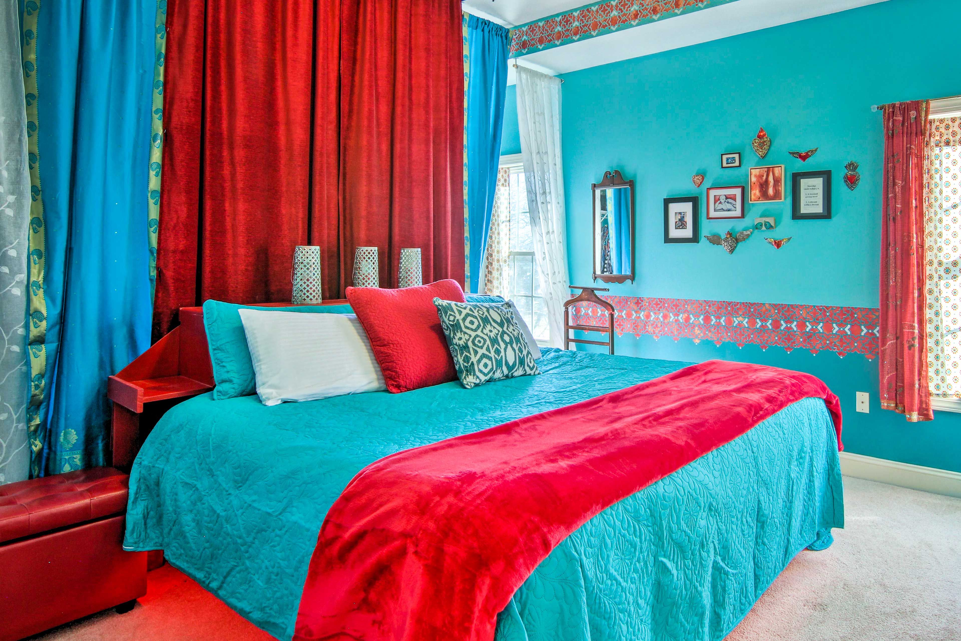 Bedroom 3 | Queen Bed