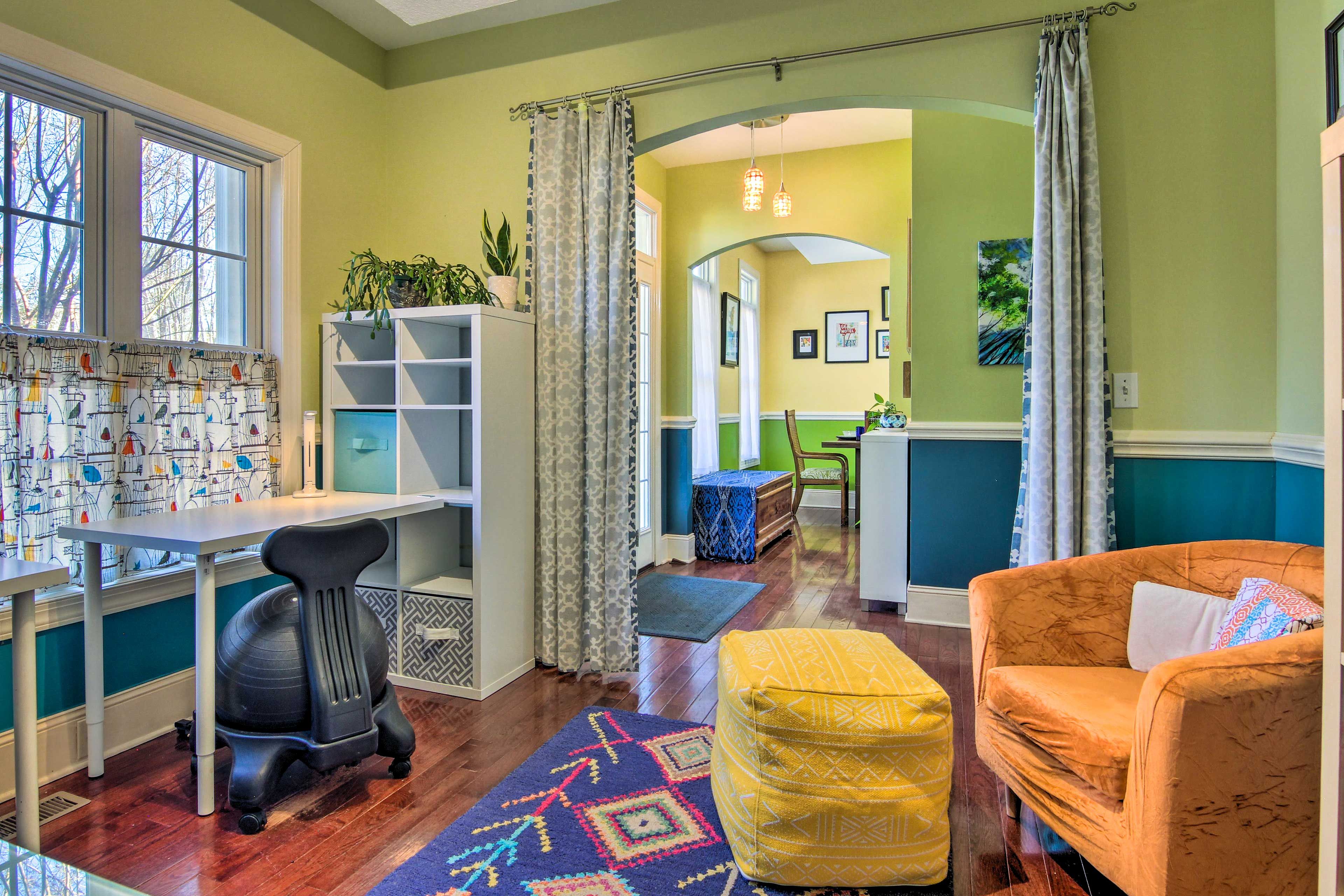 WFH Office | 3 Desks | Board Games & Books