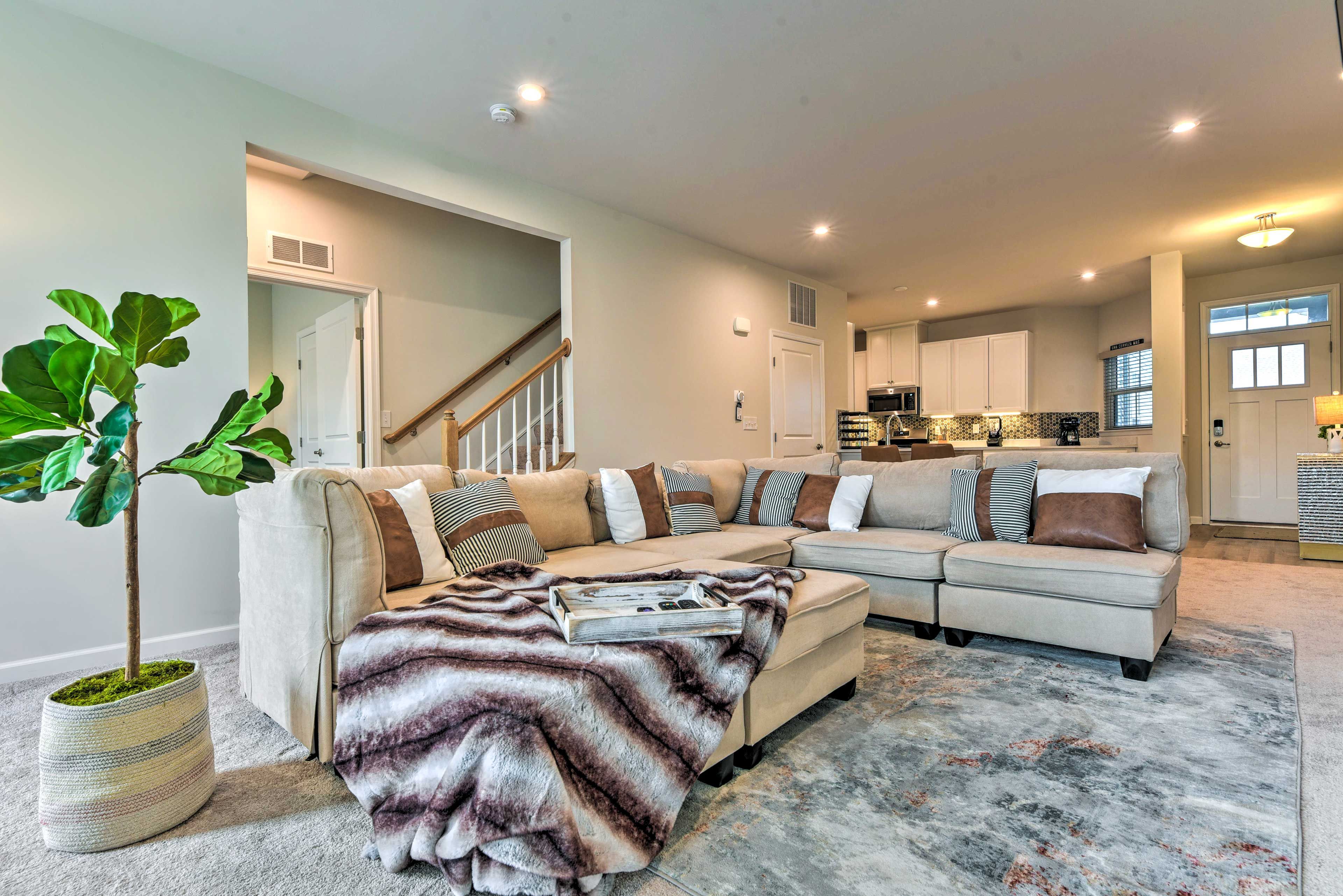 Living Area | Free WiFi