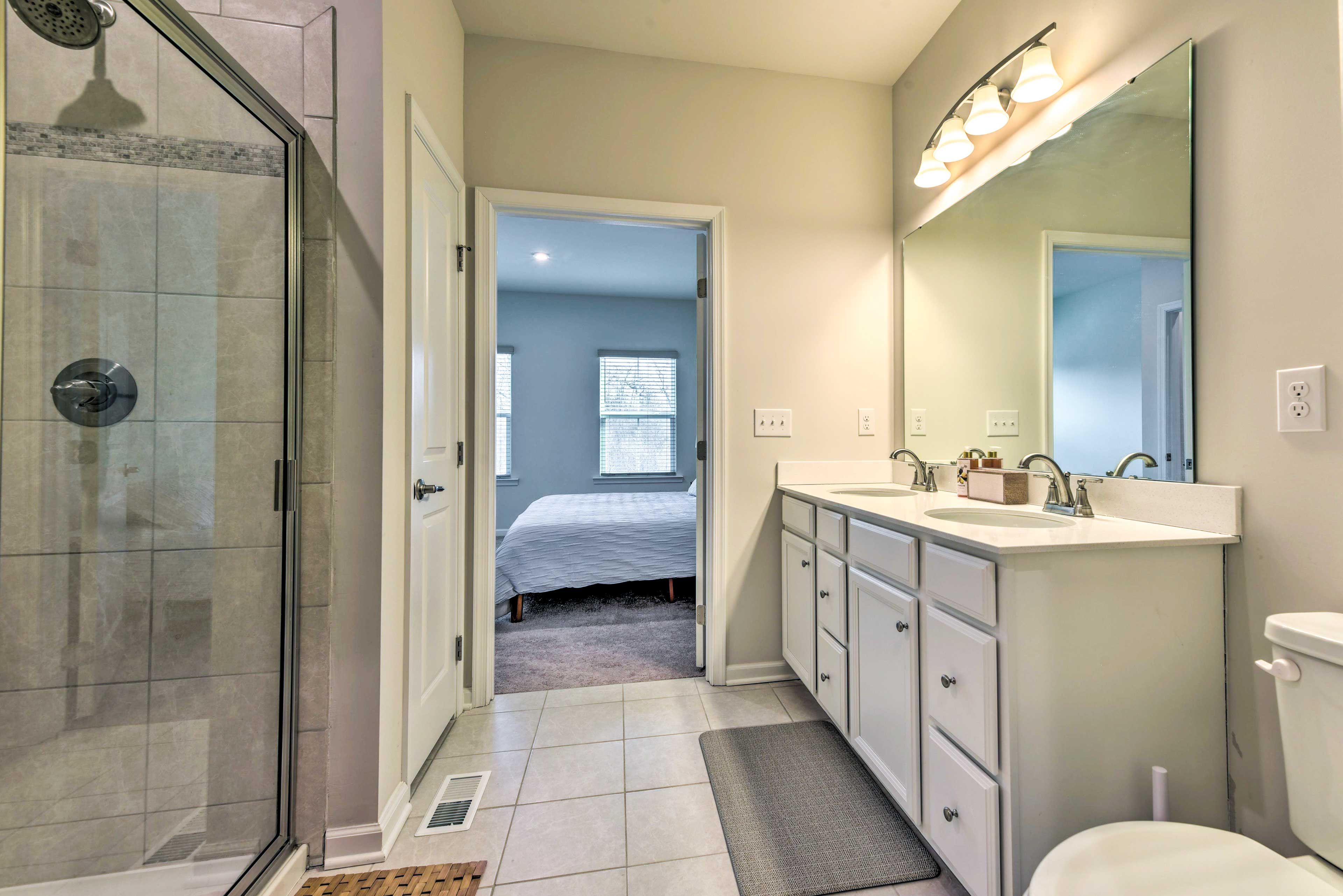 En-Suite Bathroom