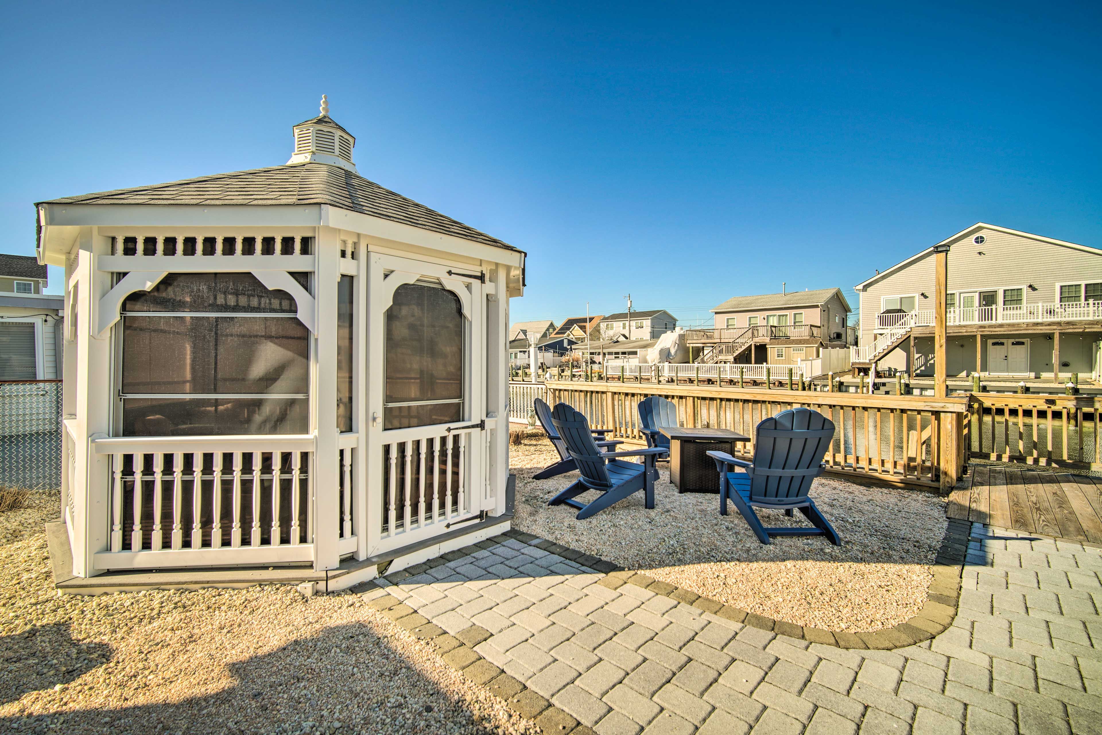 Screened Gazebo