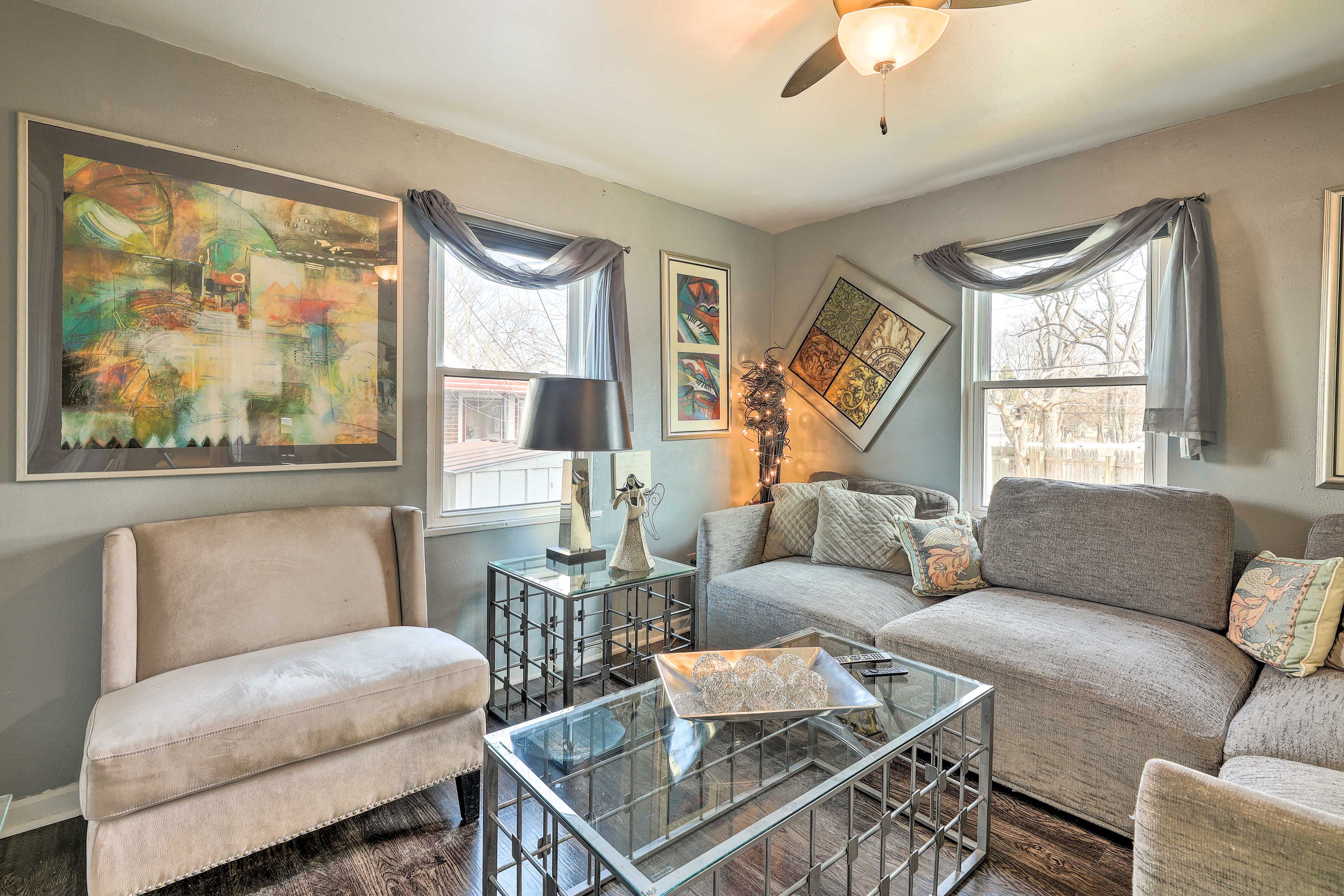 Living Room 2 | Smart TV