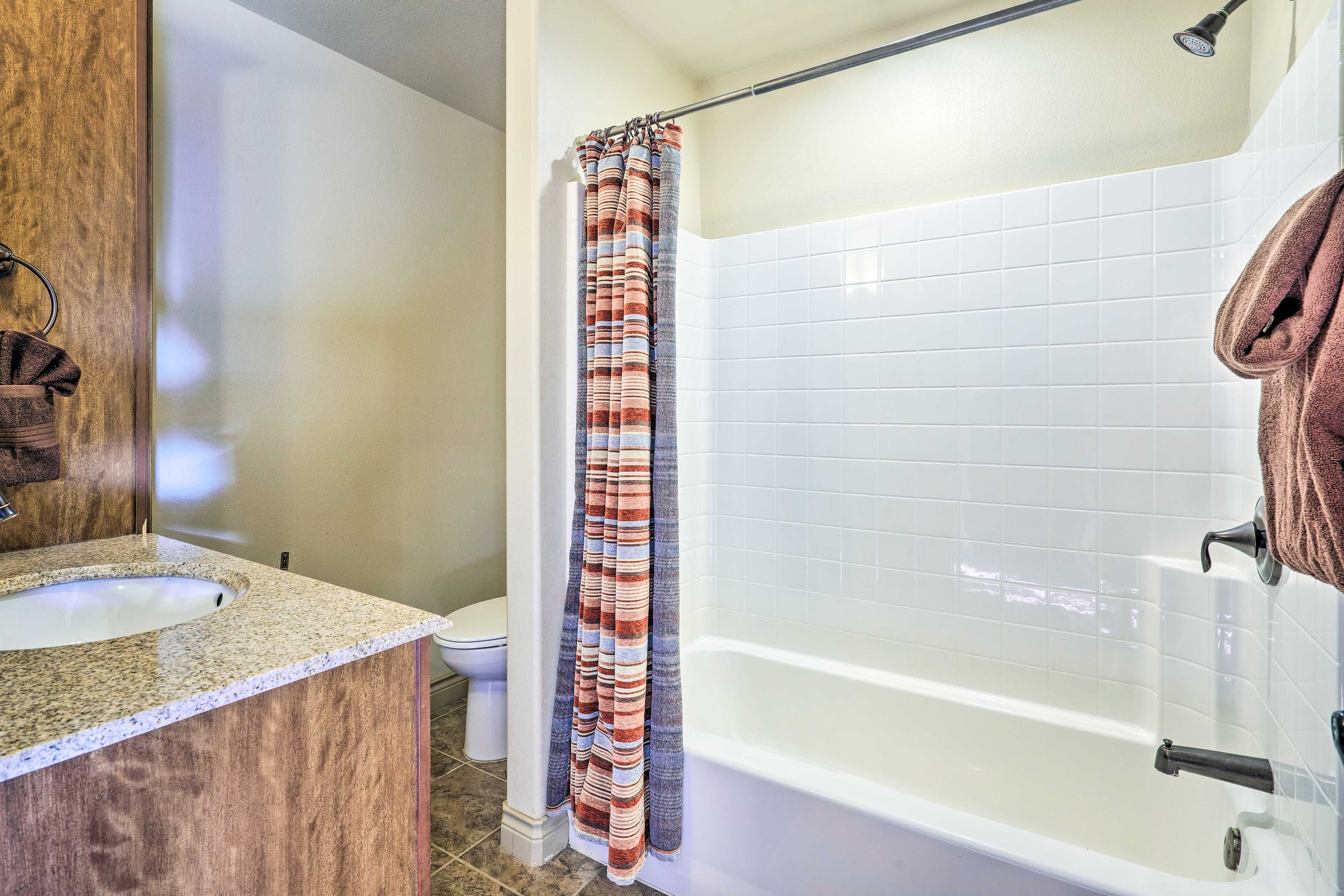 Full Bathroom | Hair Dryer