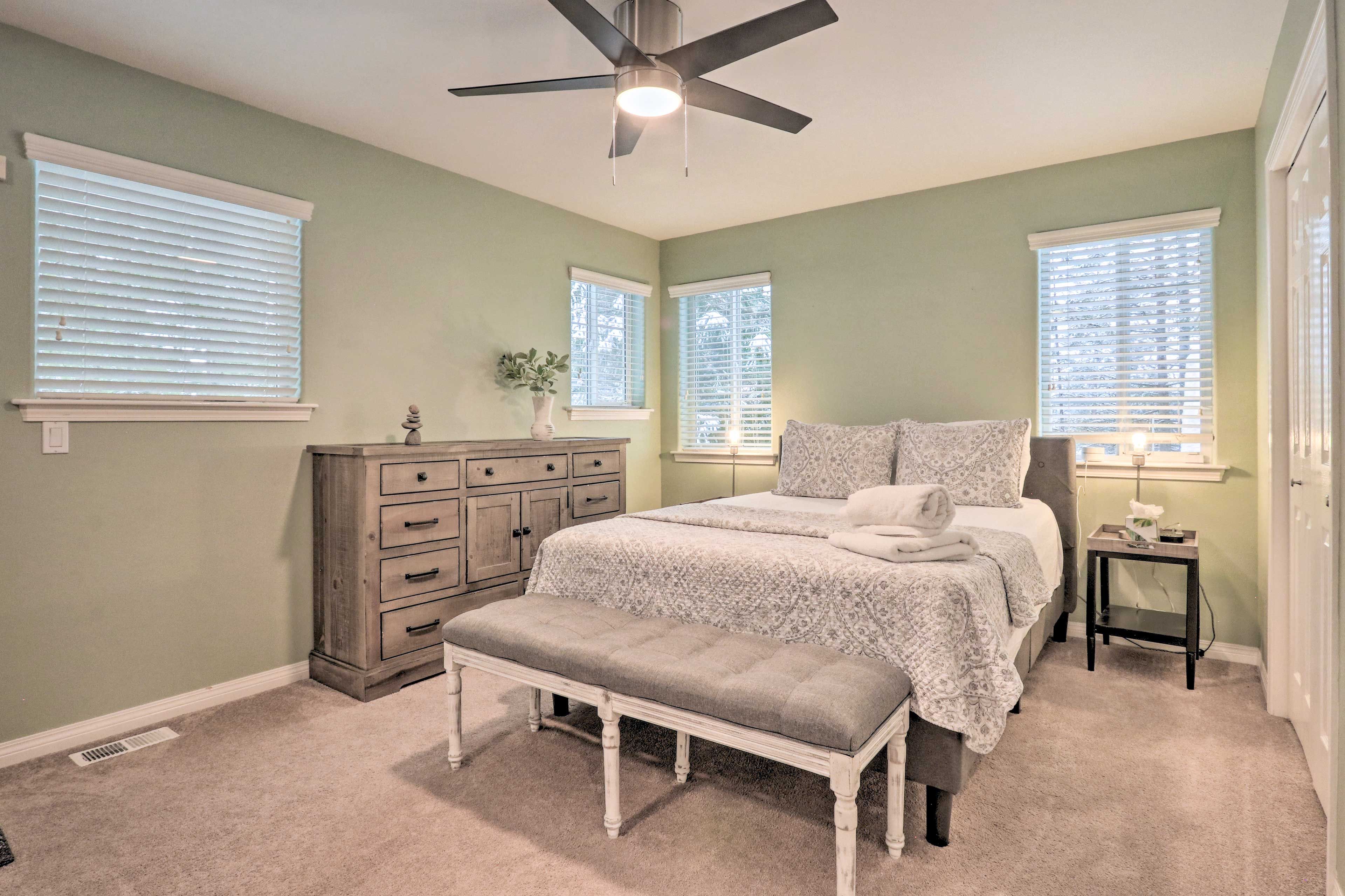 Bedroom 3 | 2nd Floor | Queen Bed | Full Bed