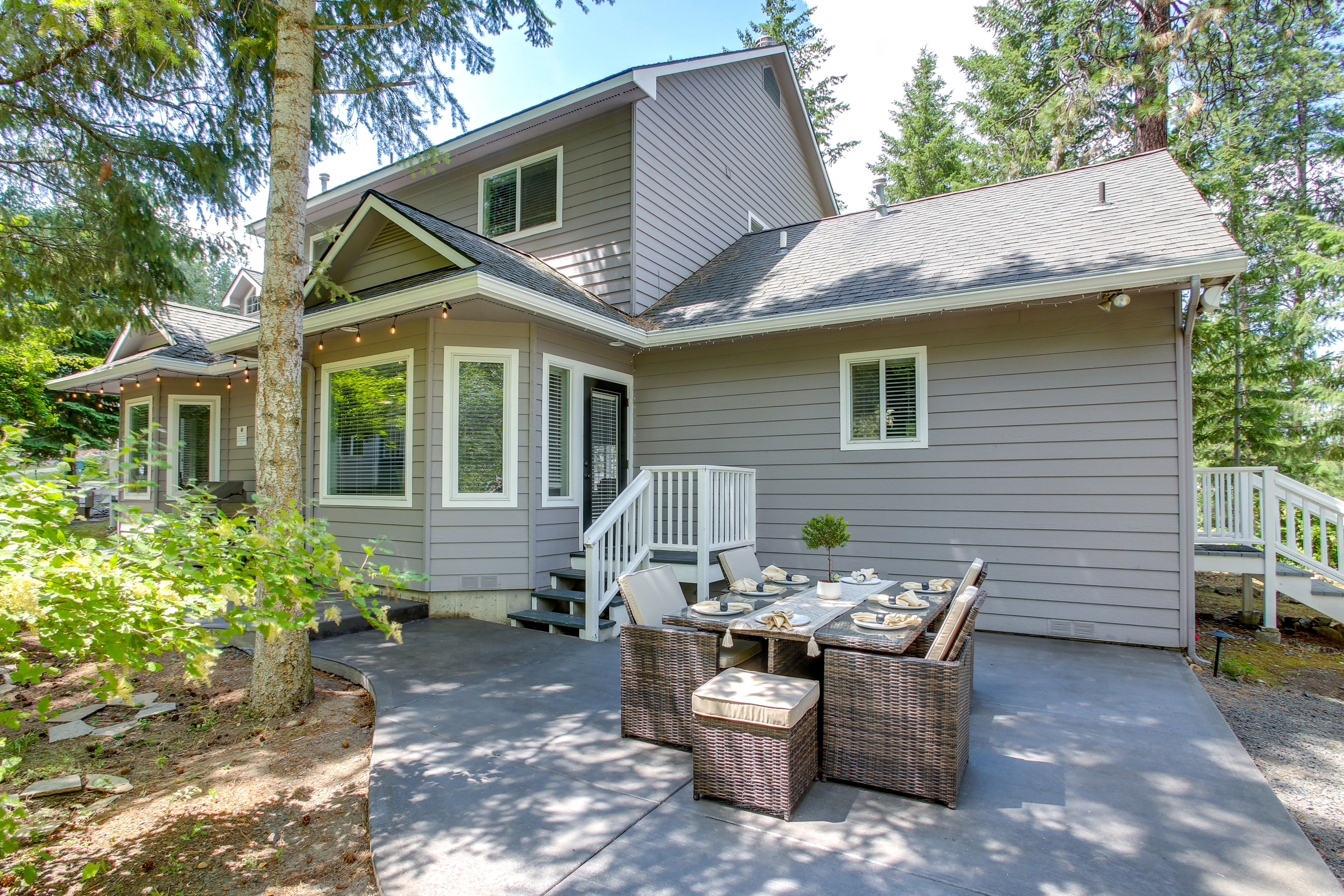 Patio | Dining Area