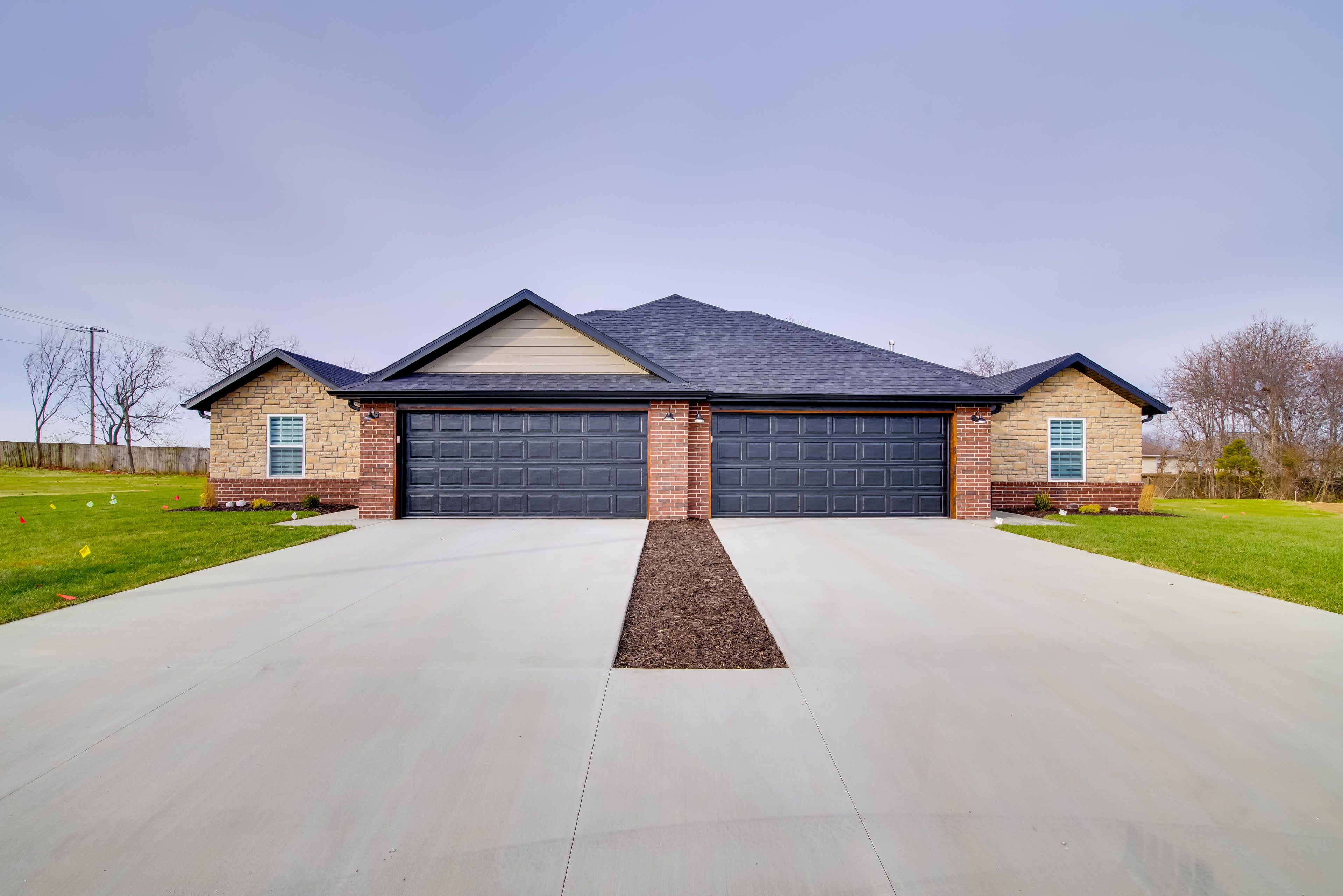 Parking | Garage (2 Vehicles) | Driveway (2 Vehicles)