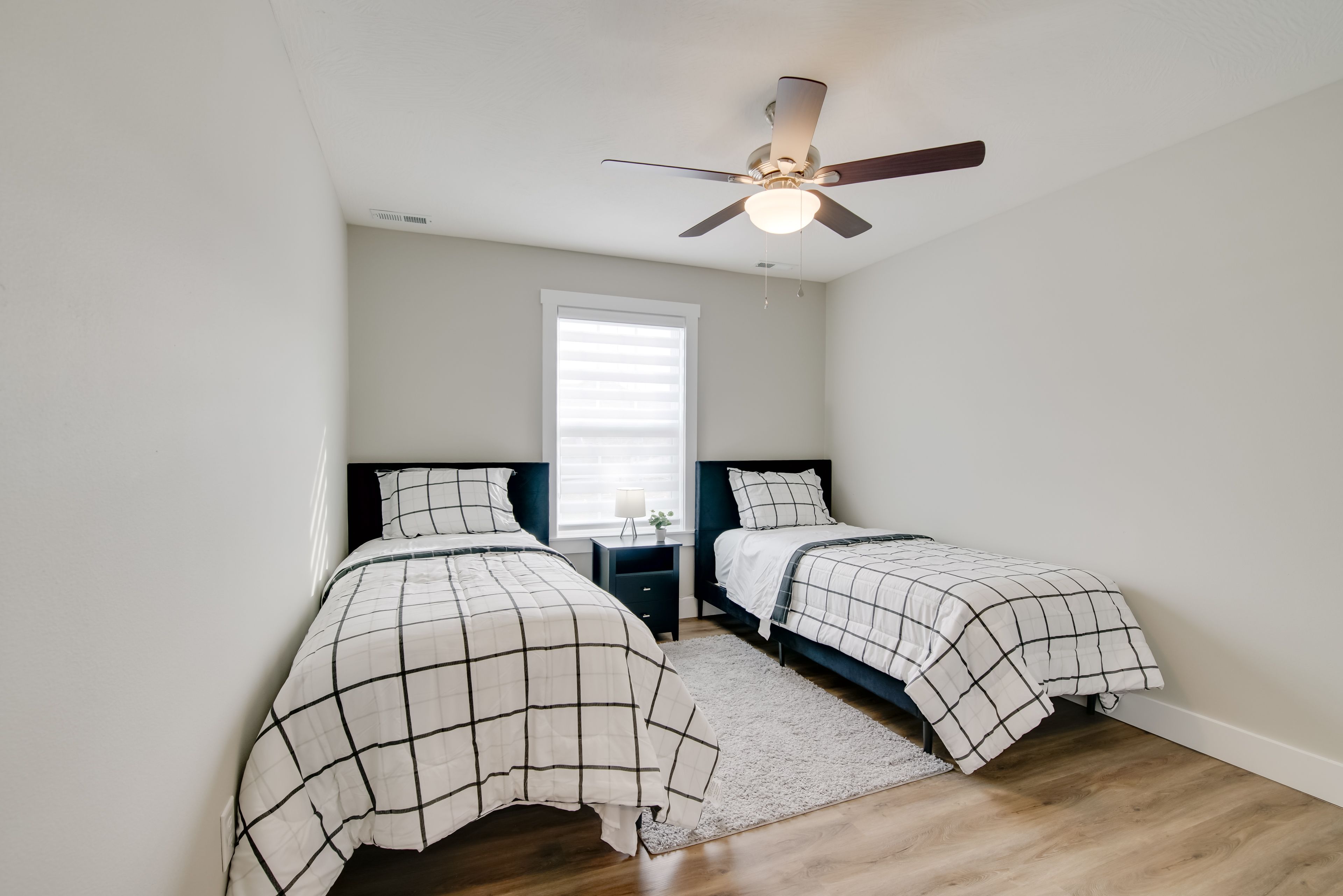 Bedroom 3 | 2 Twin Beds