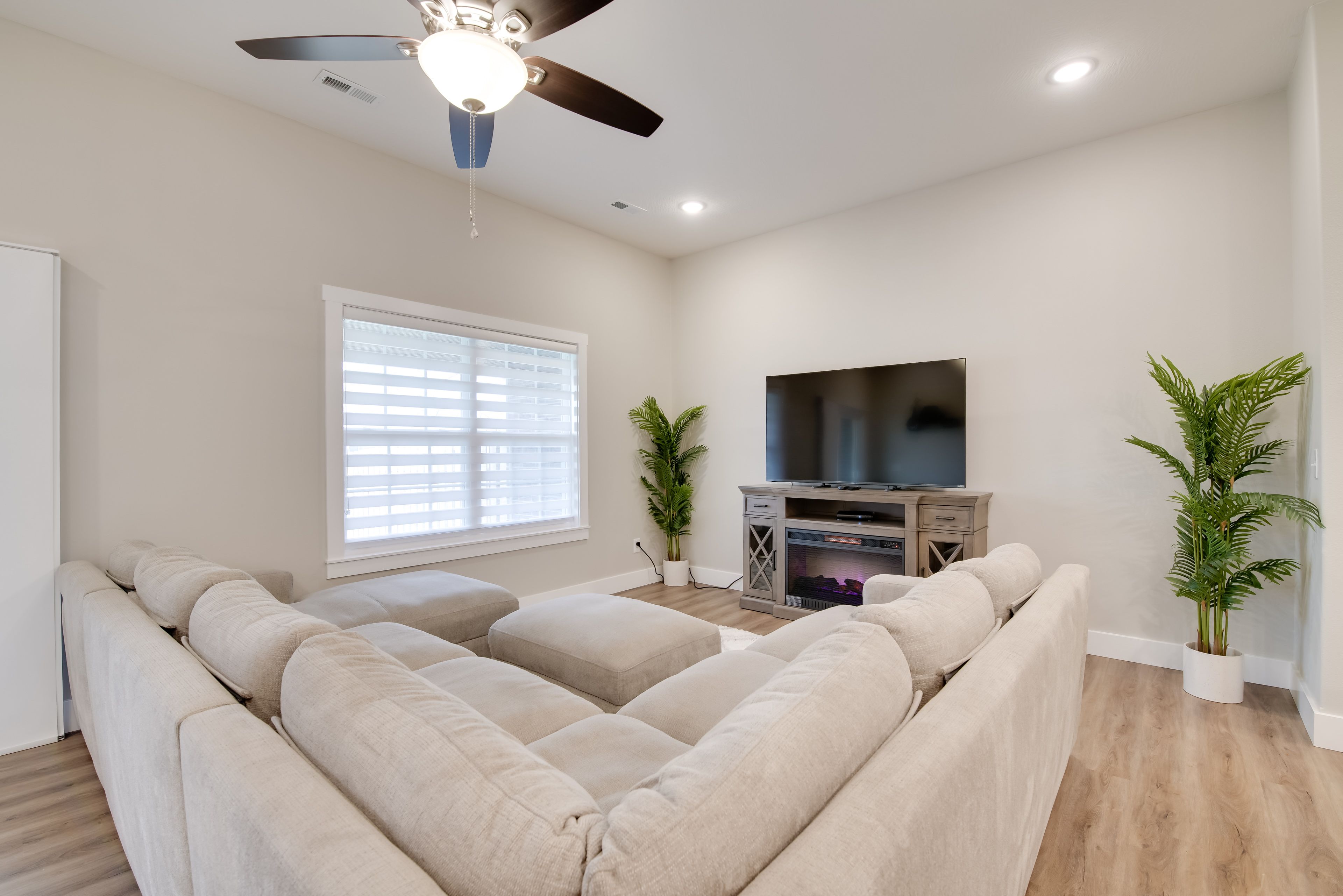 Living Room | Smart TV | Electric Fireplace