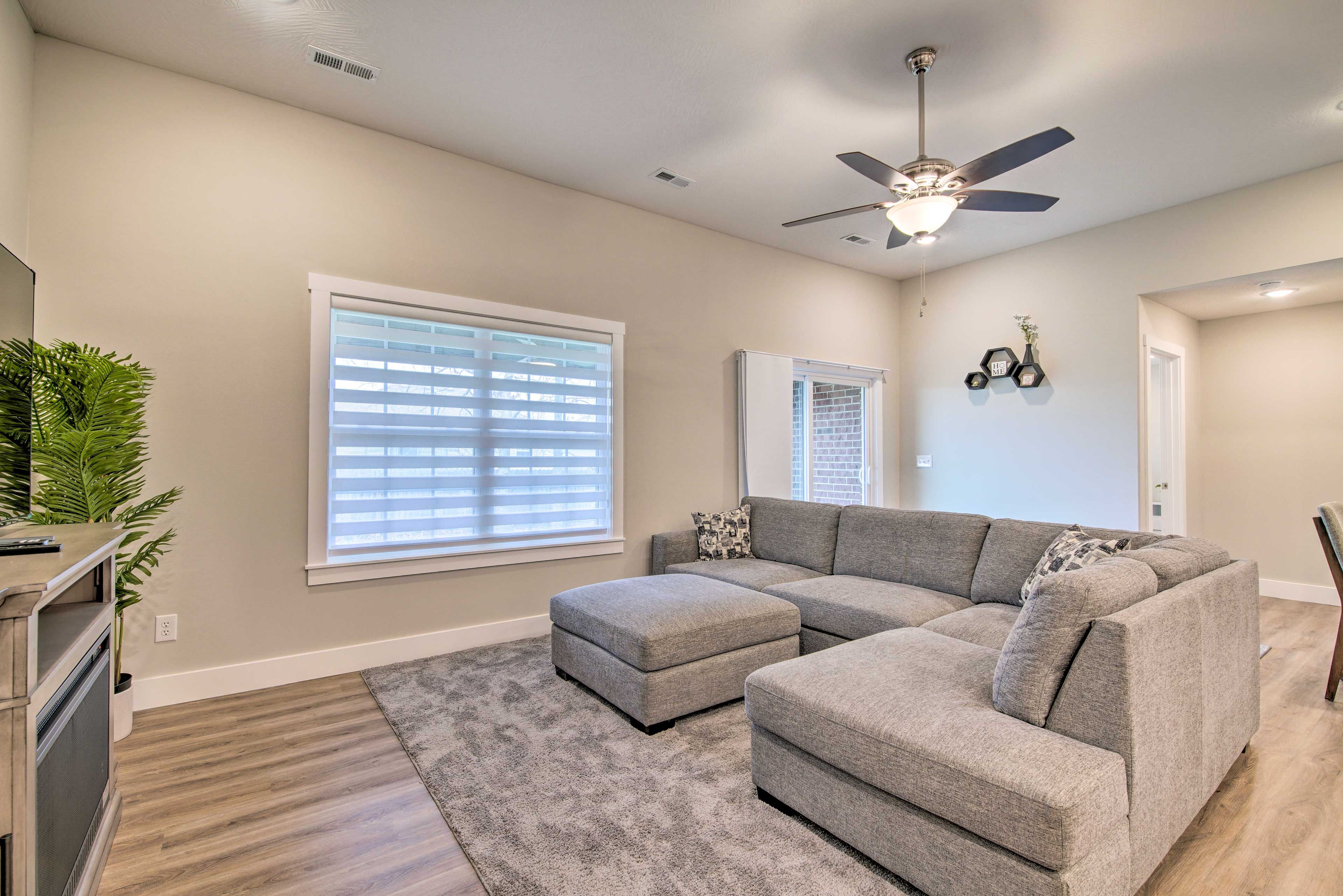 Living Room | Electric Fireplace | Central A/C
