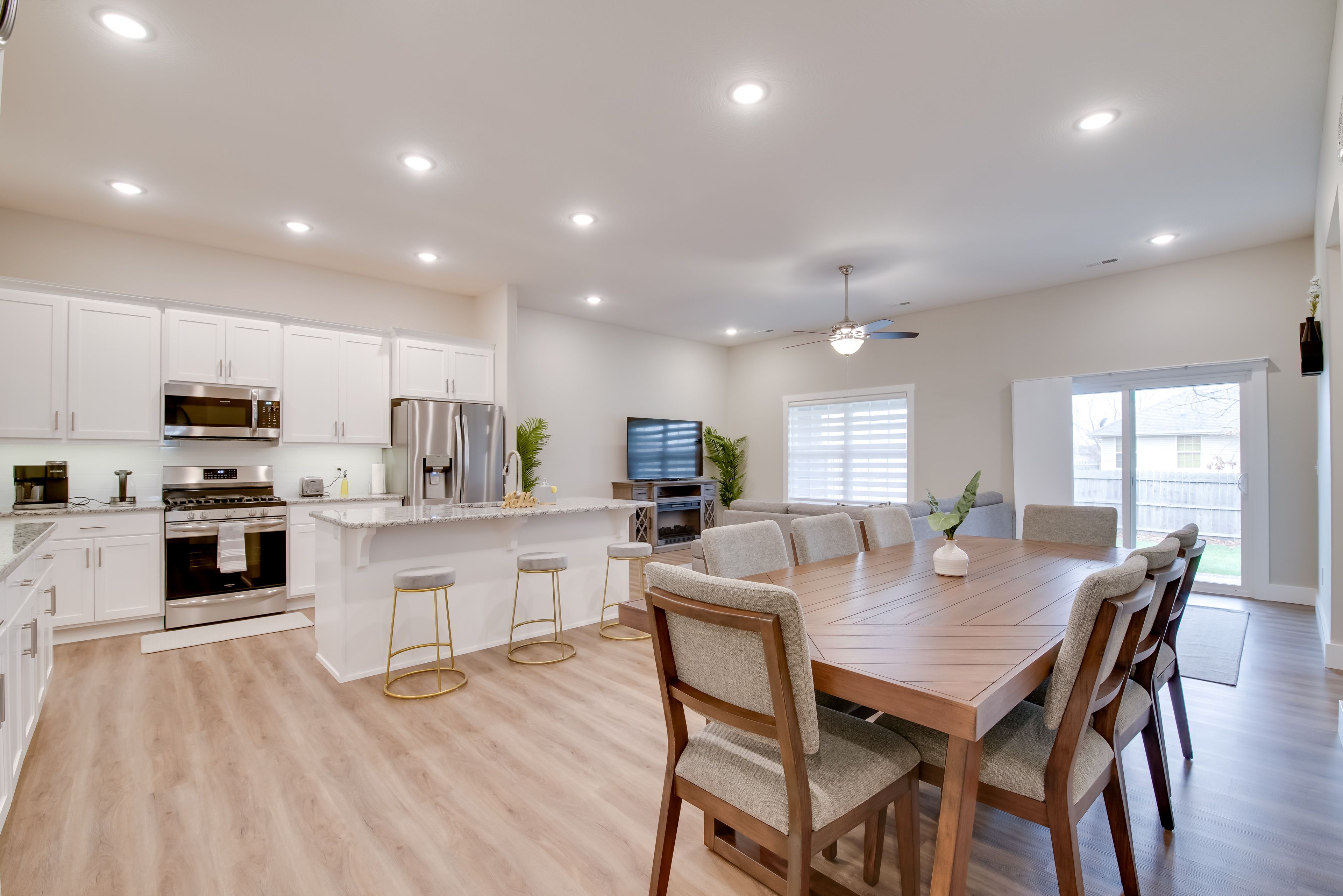 Ozark Vacation Rental | 3BR | 2BA | 1,550 Sq Ft | Step-Free Access