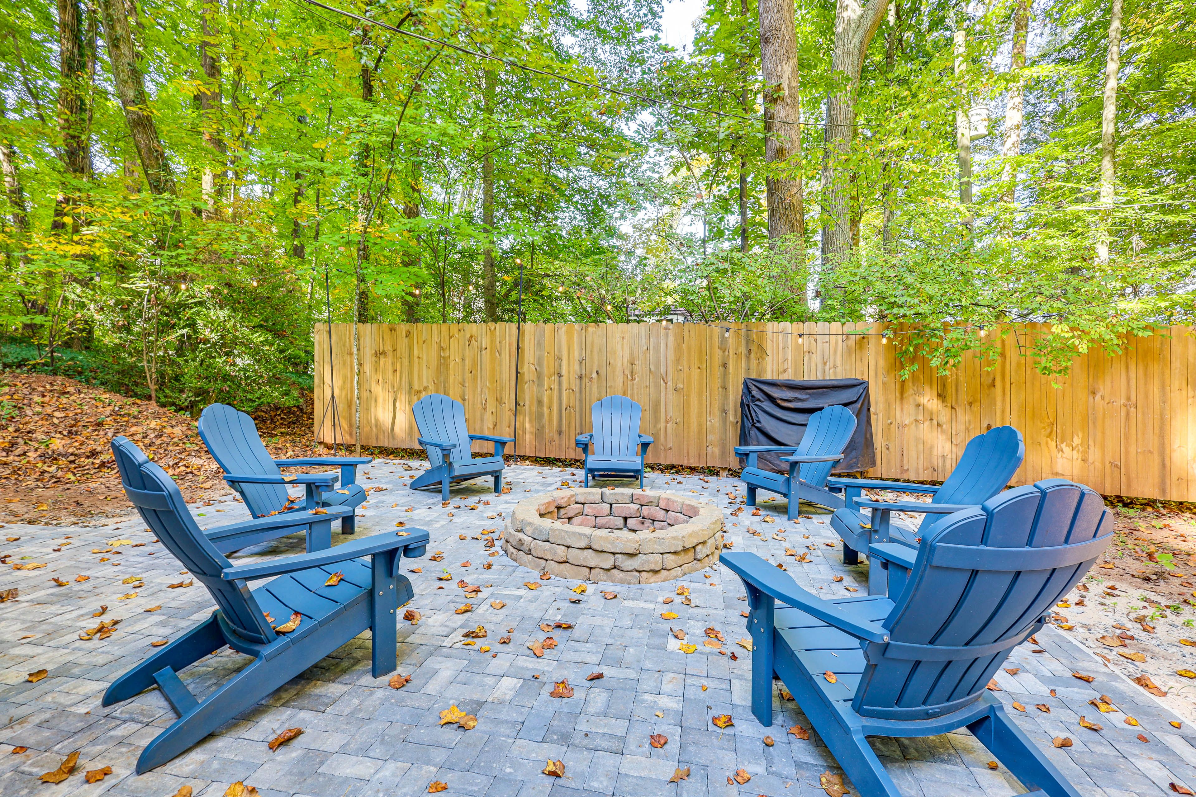 Knoxville Vacation Rental | 4BR | 2BA | 2 Steps Required | 1,684 Sq Ft