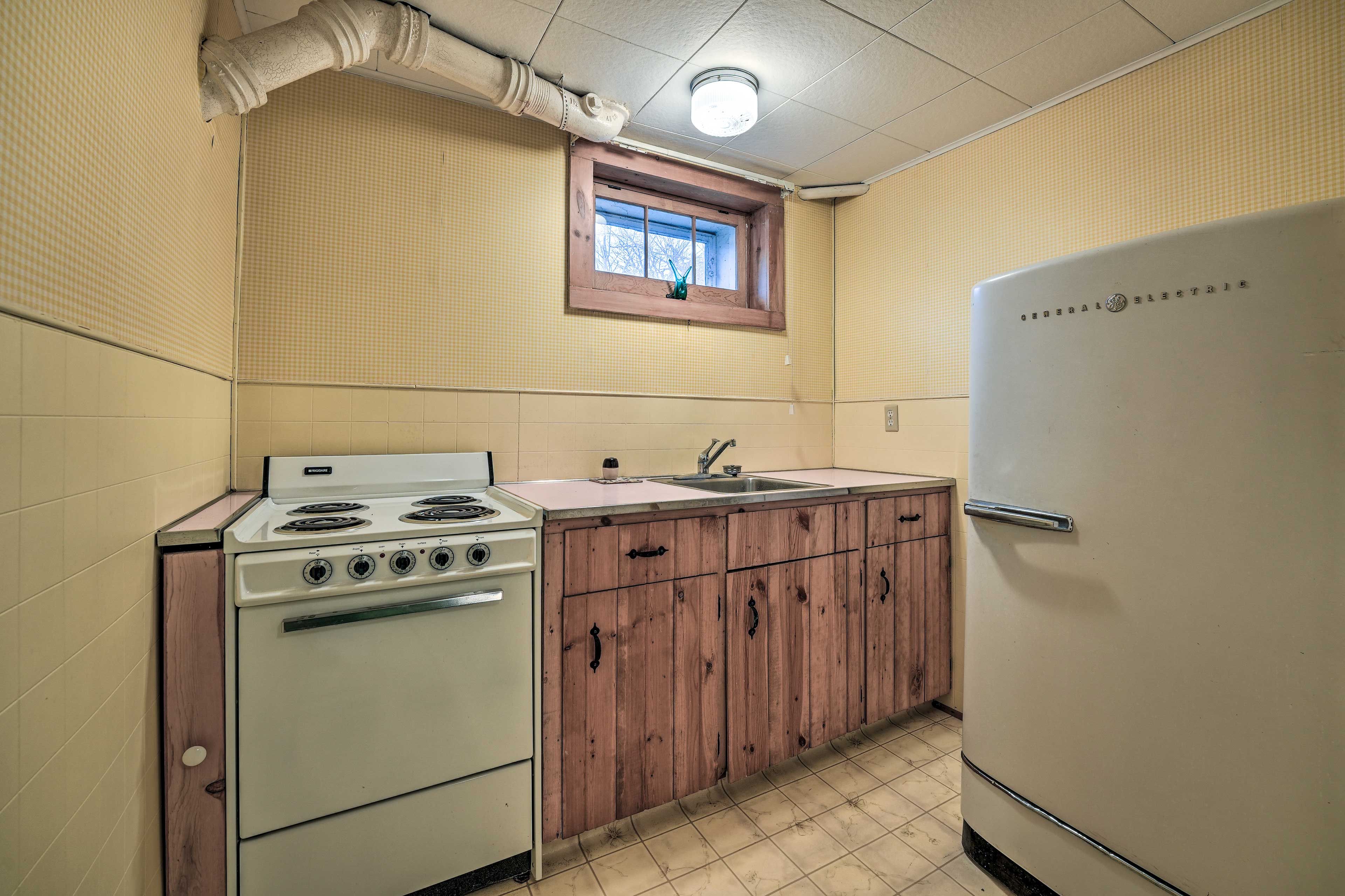 Wet Bar | Basement