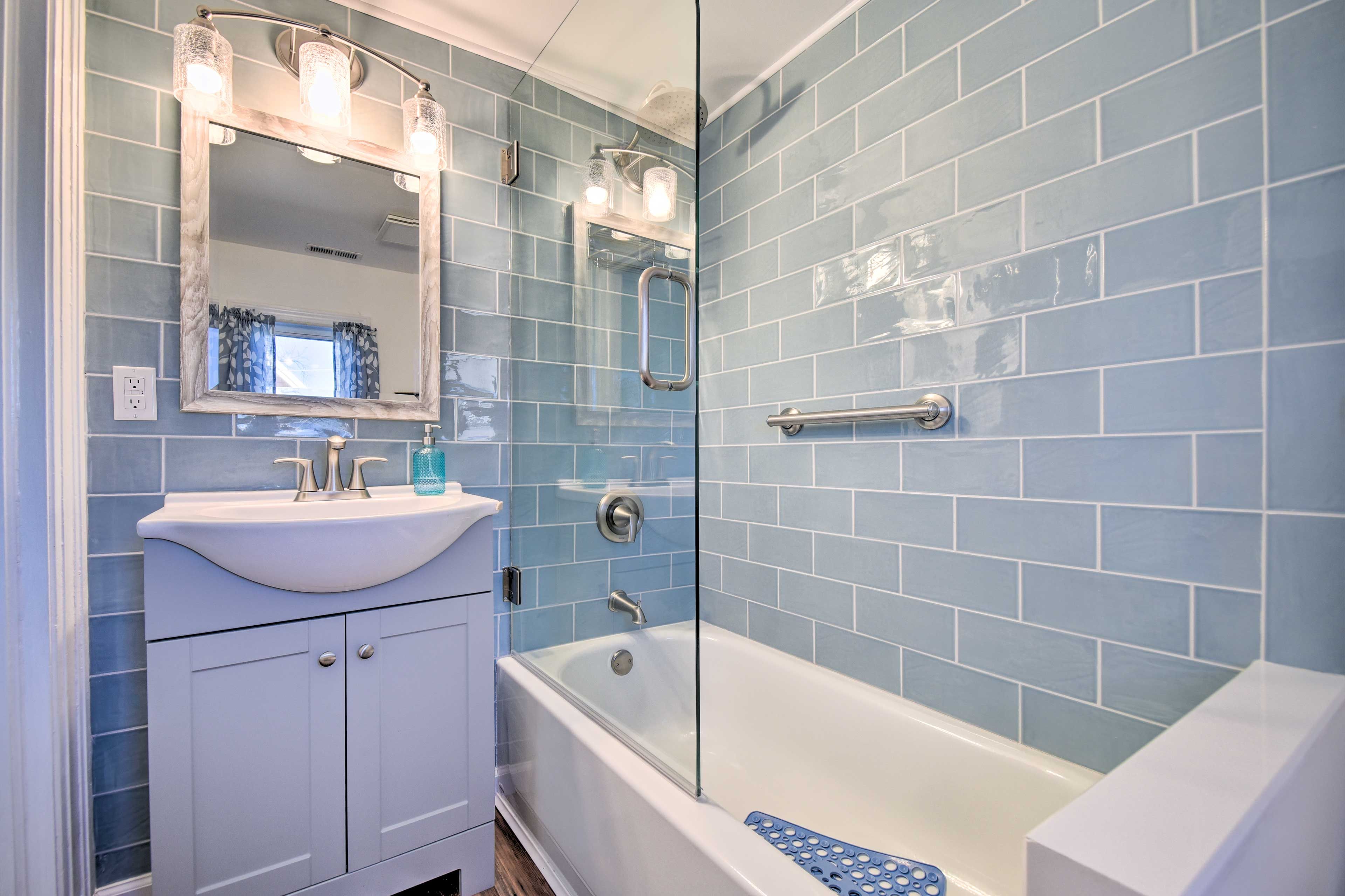 Full Bathroom