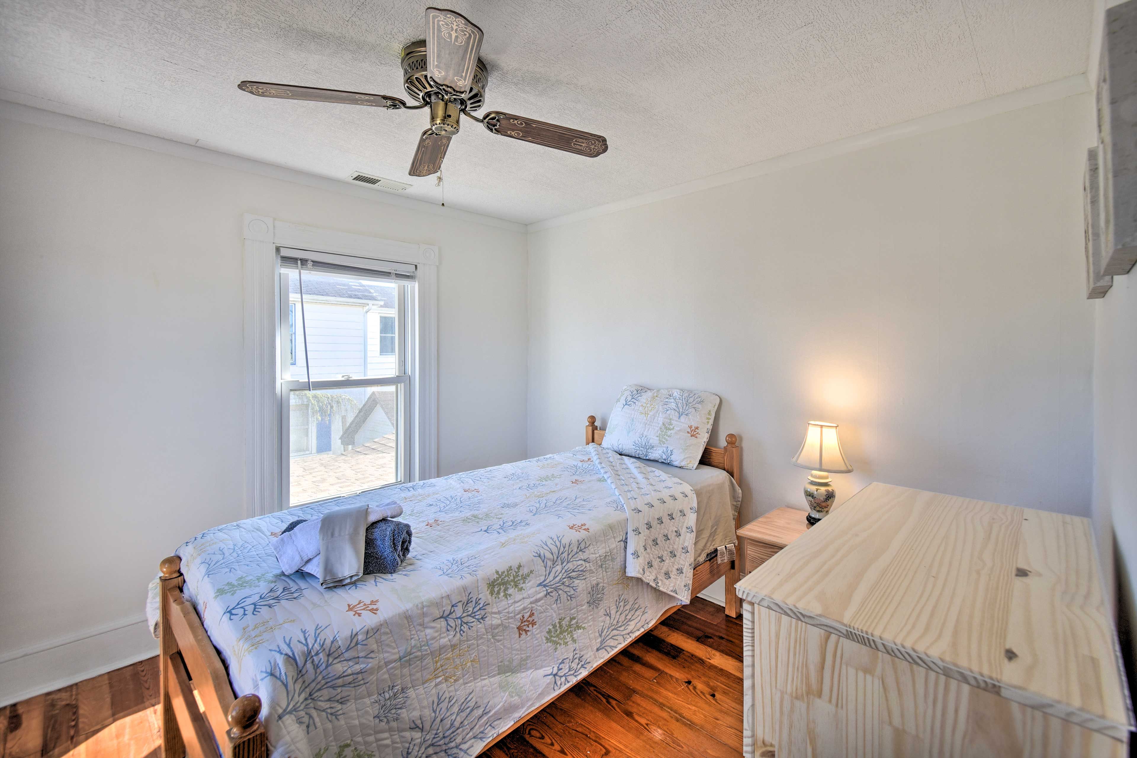 Bedroom 3 | Twin Bed