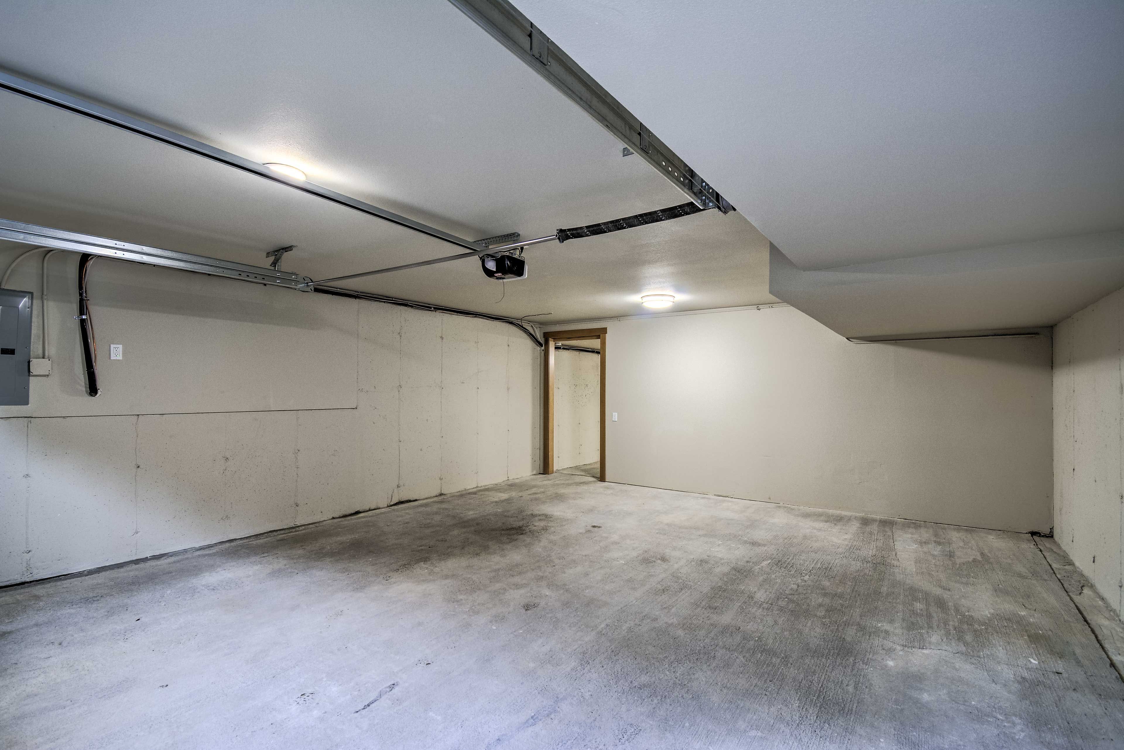 Heated Garage (1 Vehicle) | Driveway (2 Vehicles) | Community RV Lot