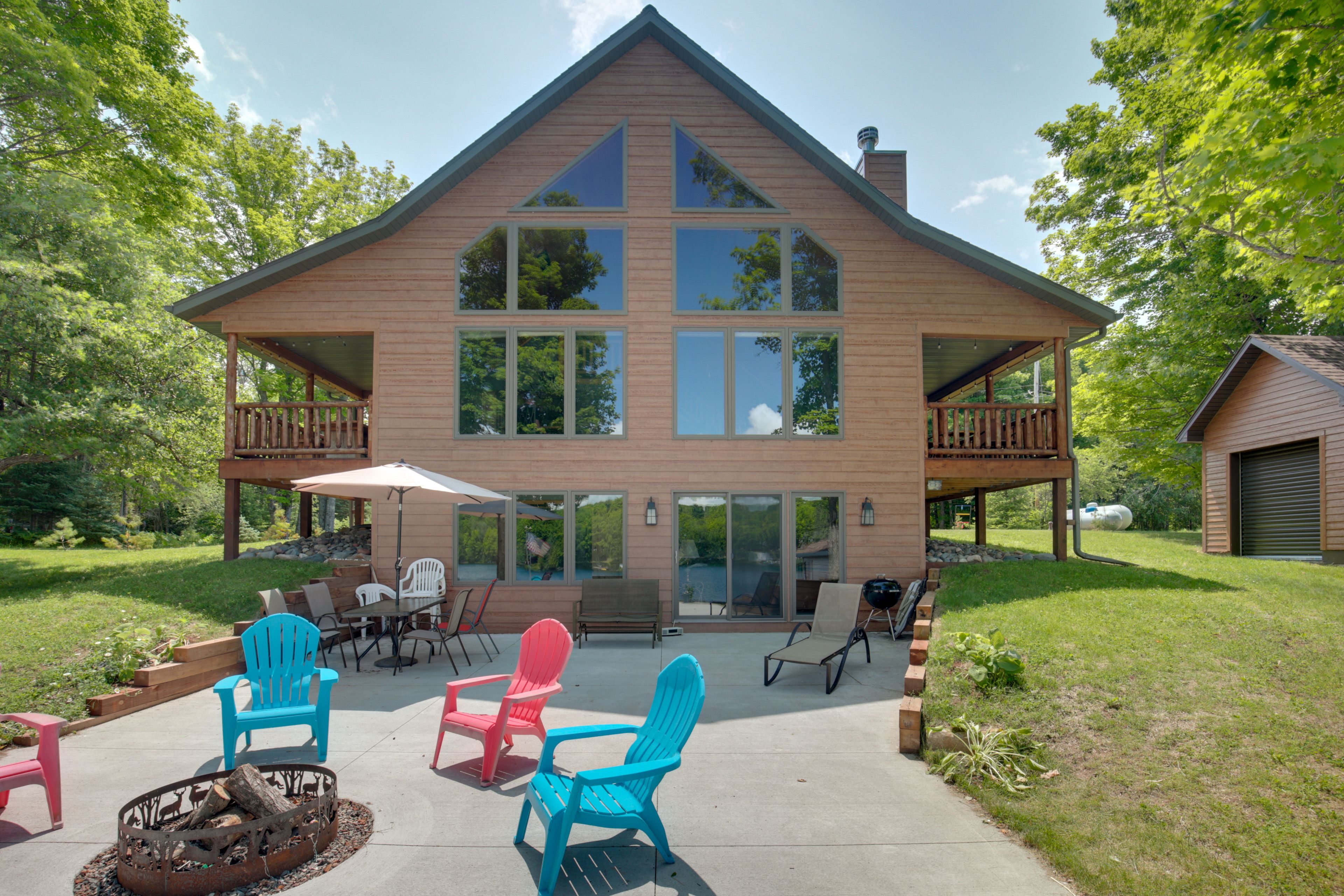 House Exterior | 3 Stories