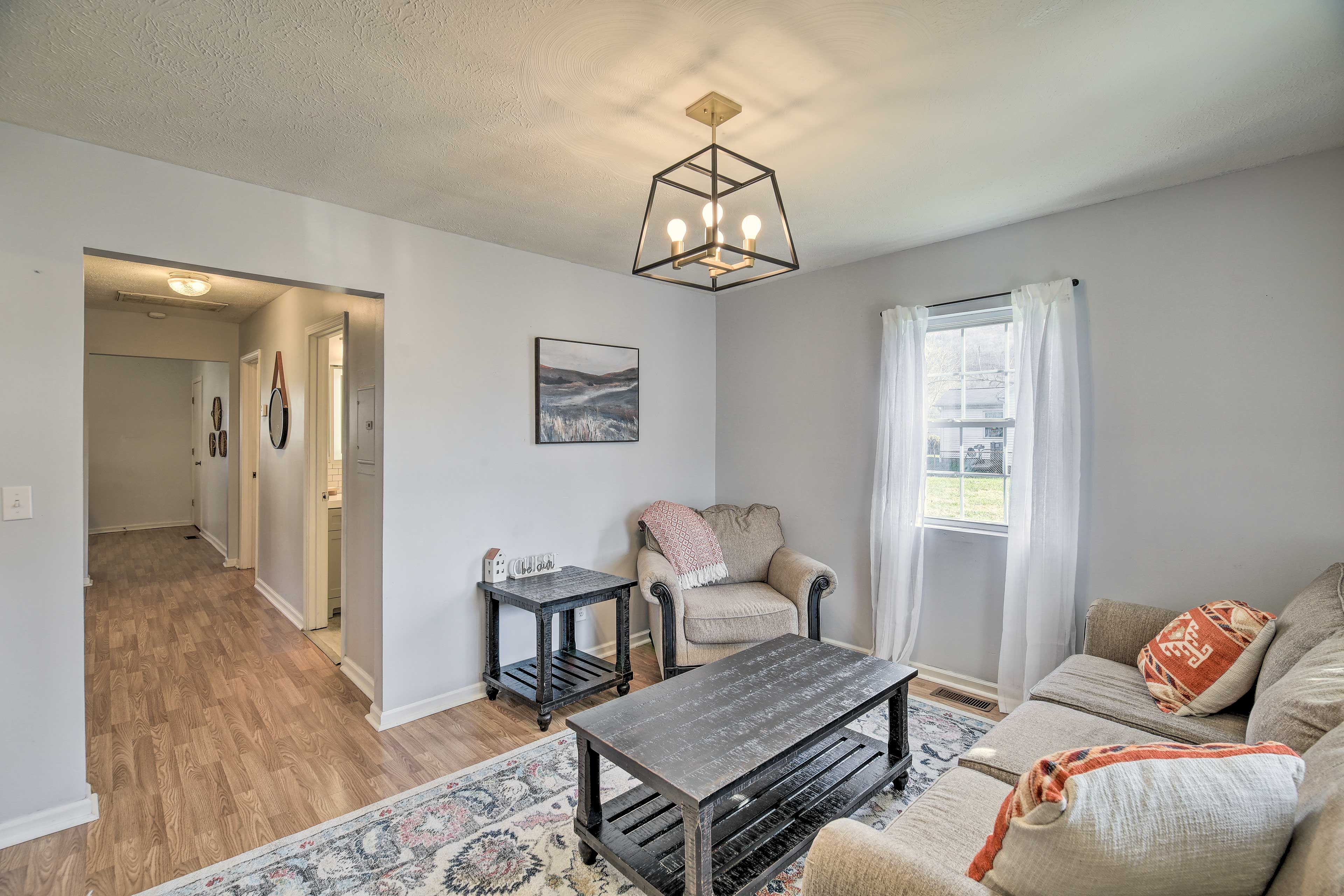 Living Room | Smart TV