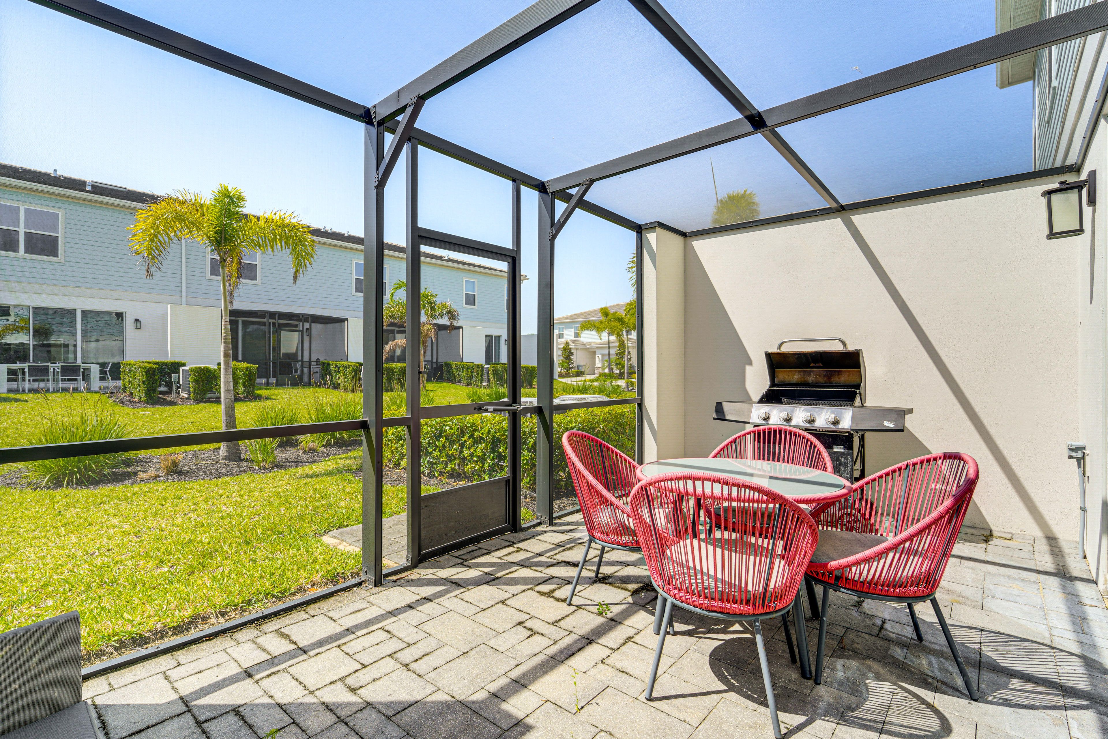 Private Lanai | Gas Grill