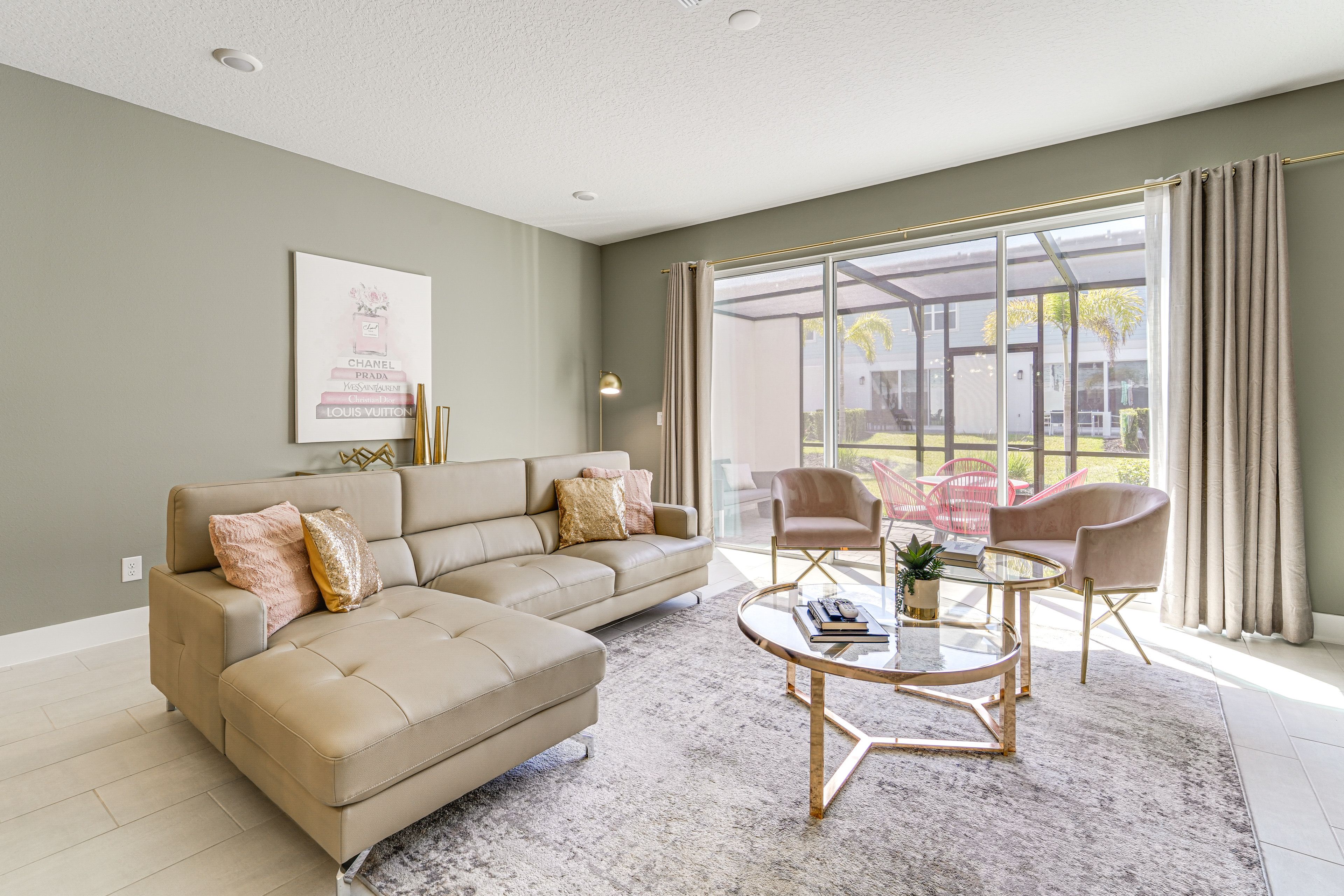 Living Room | 1st Floor | Smart TV | Central A/C & Heating | Free WiFi