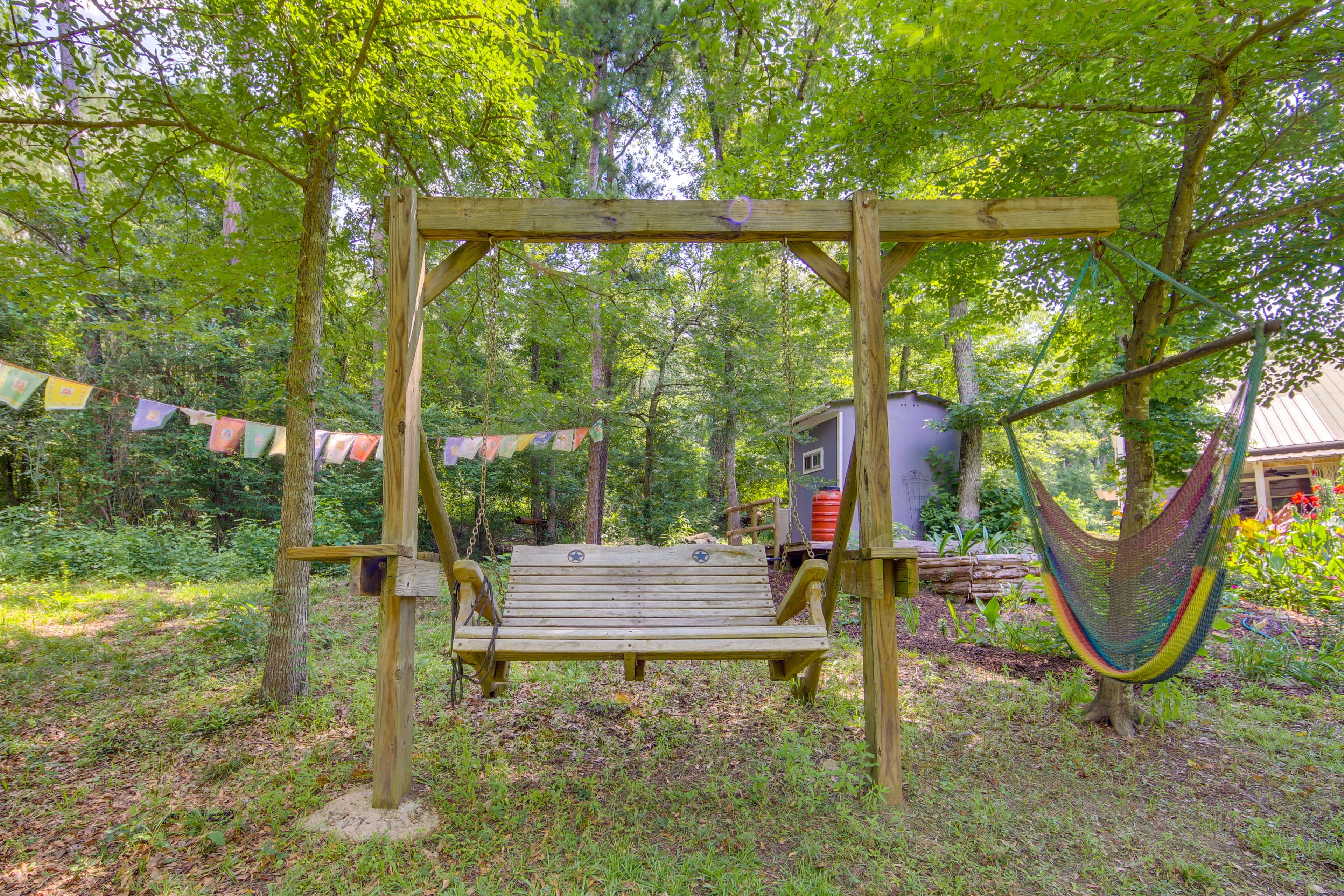 Shared Yard