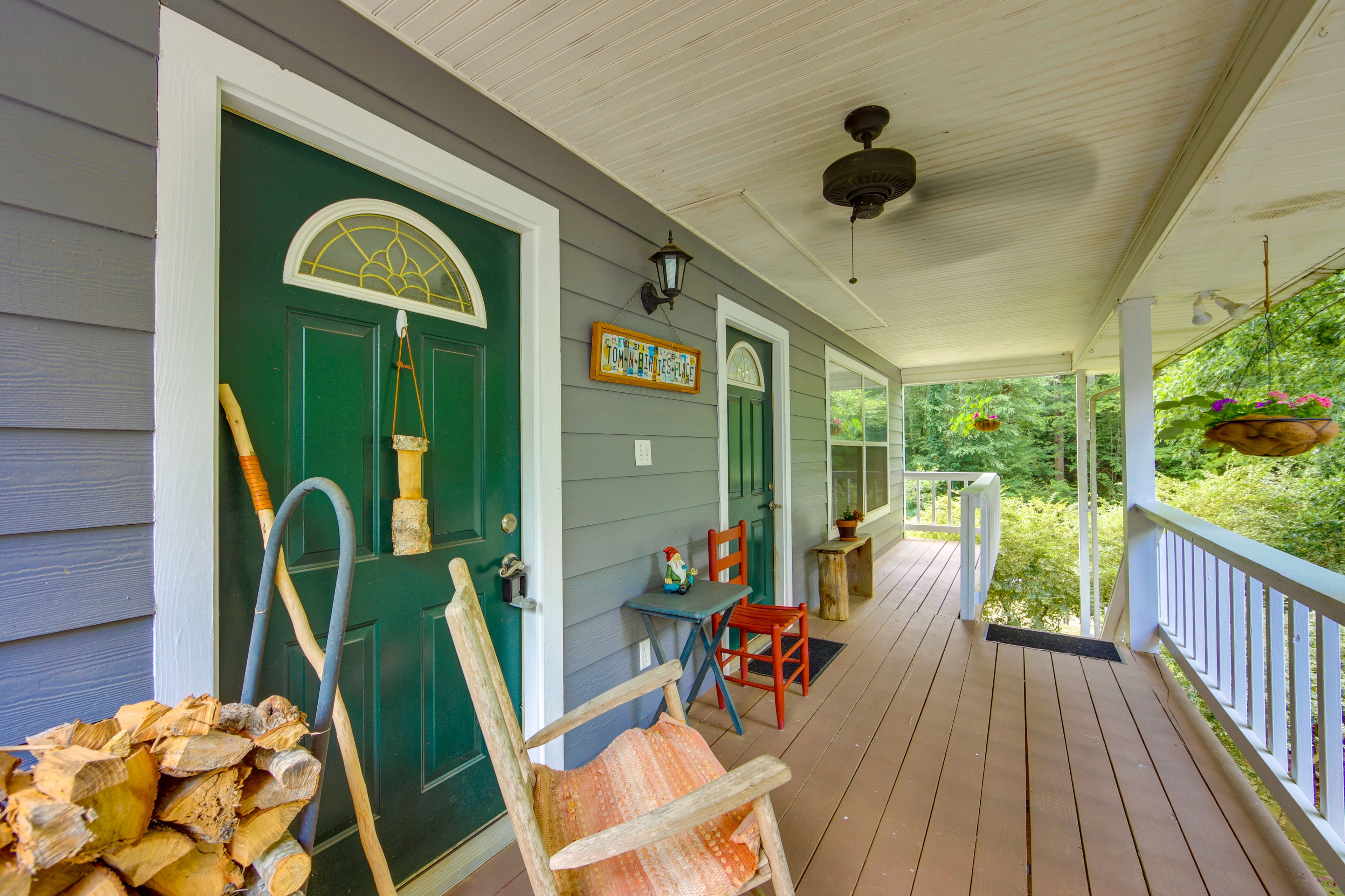 Exterior | Private Deck | Entrance
