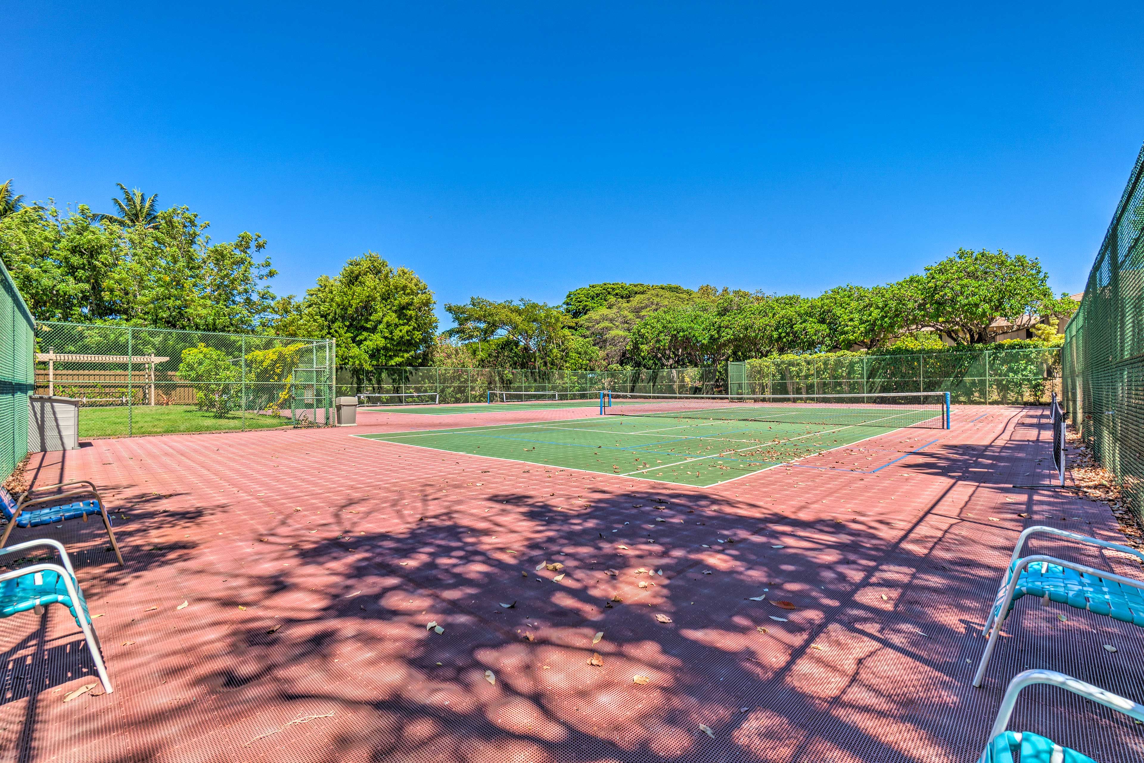 Tennis & Pickleball Courts