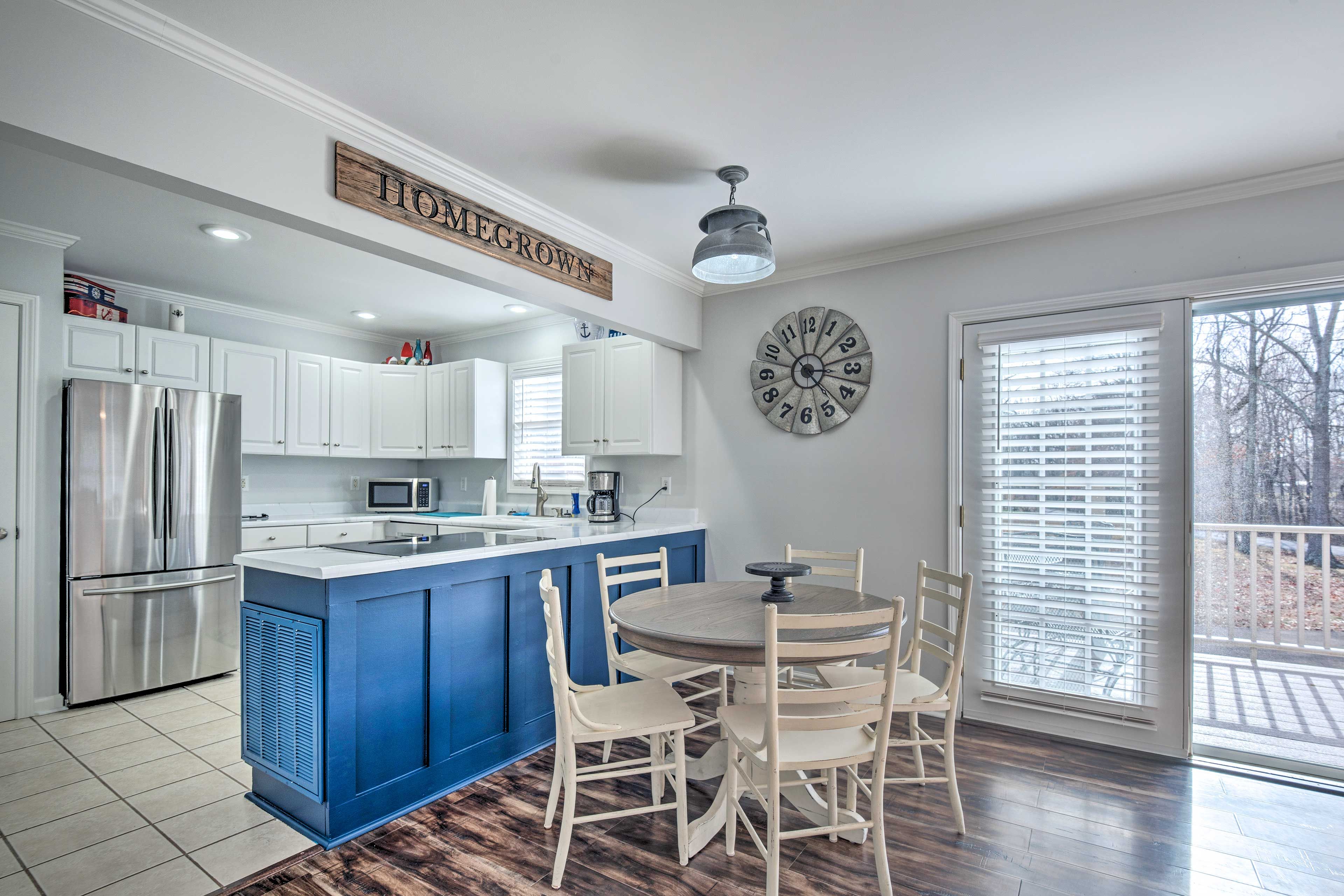 Kitchen | Dishware & Flatware | Coffee Maker | Toaster