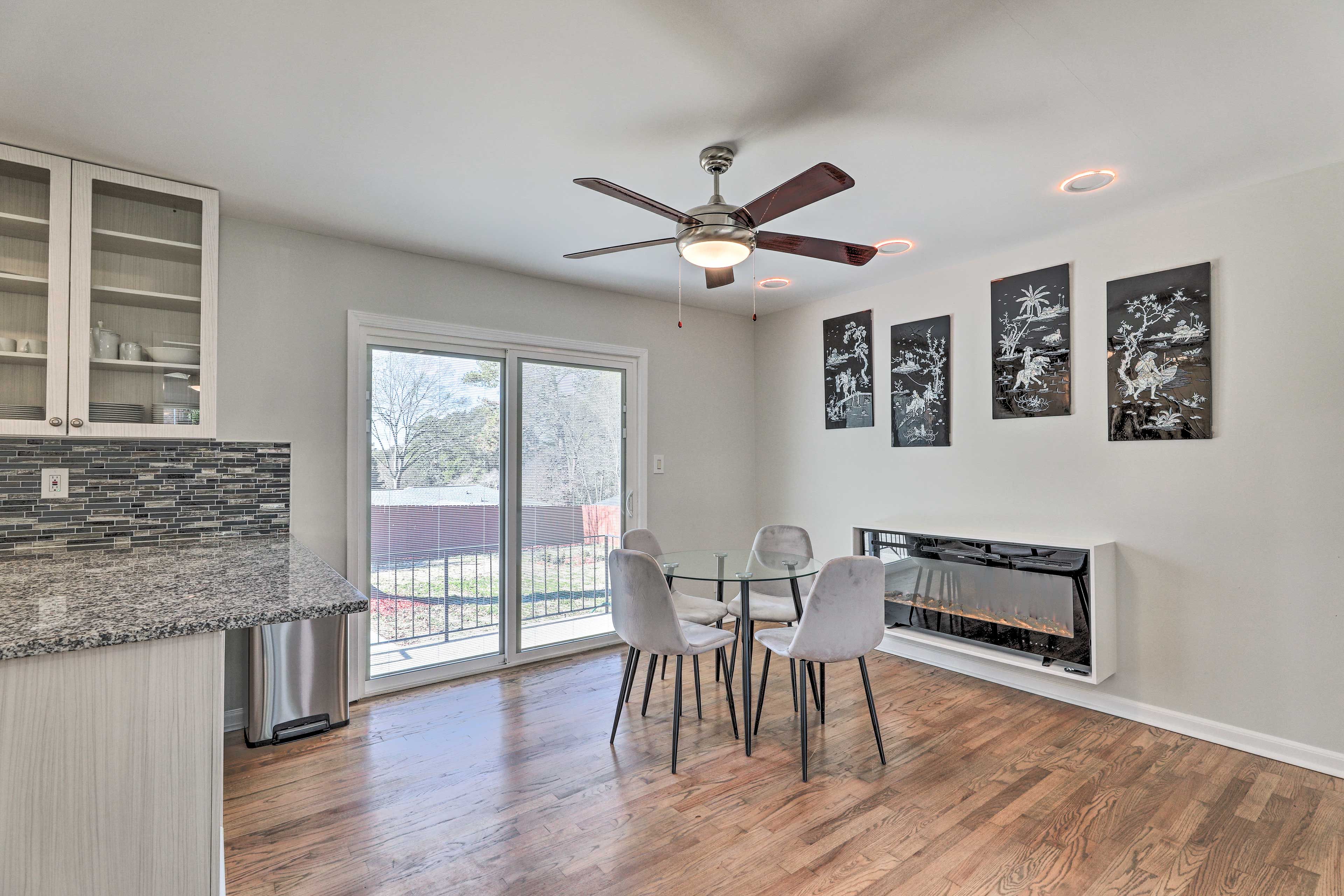 Kitchen & Dining Area | Electric Fireplace | Free WiFi