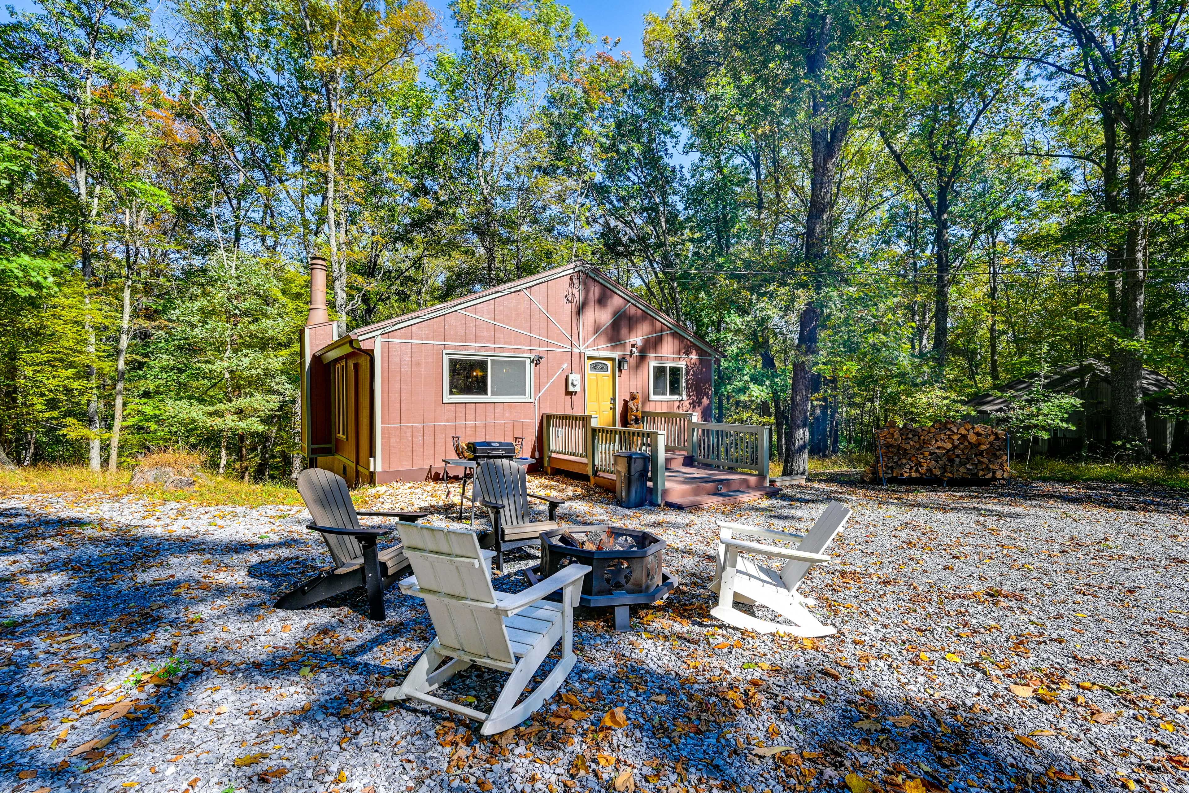 Fire Pit | Outdoor Seating